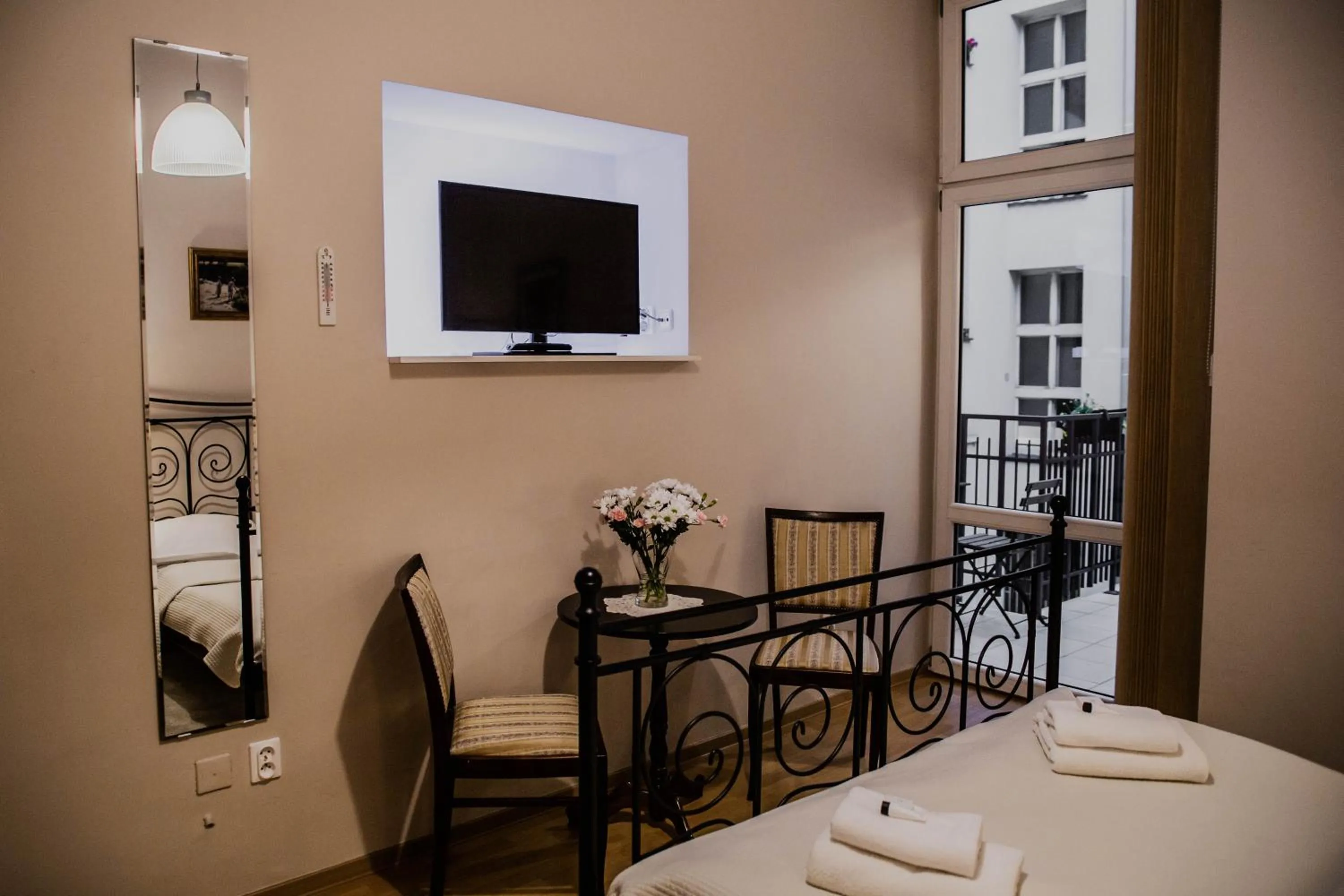 TV and multimedia, Bed in Aparthotel Maria