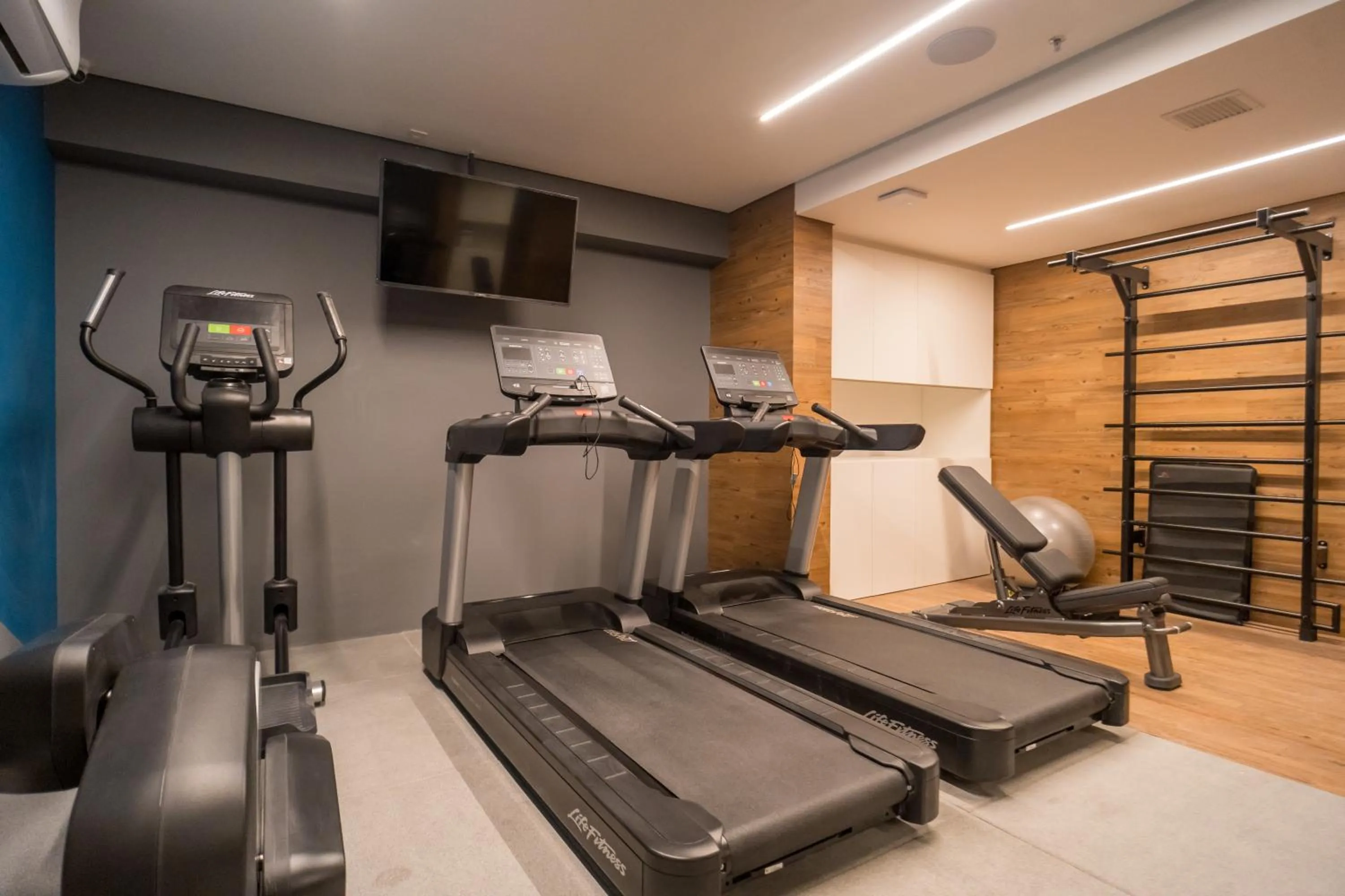 Fitness centre/facilities in Park Plaza Moinhos Porto Alegre