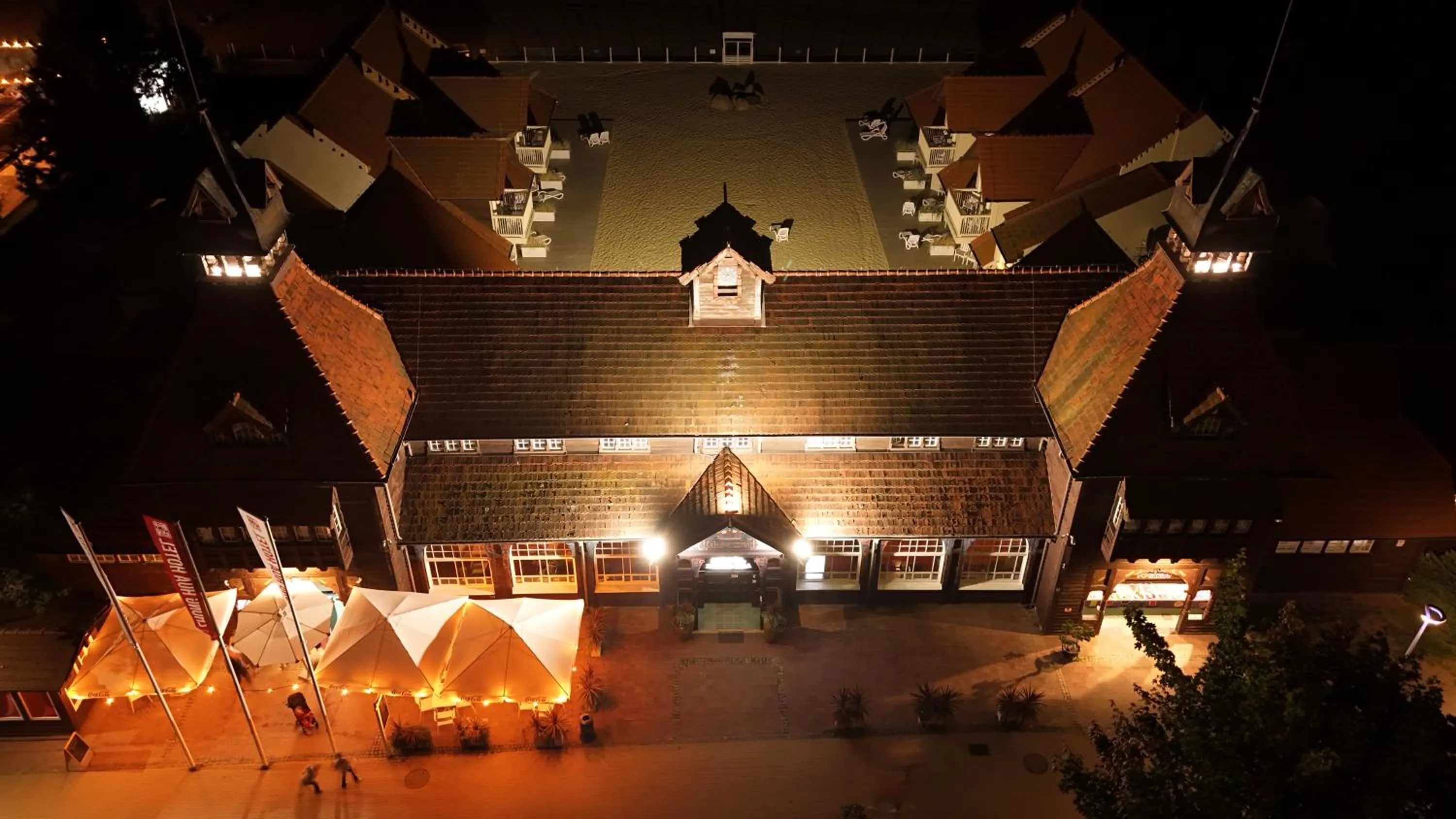 Property building in Hotel Zhong Hua