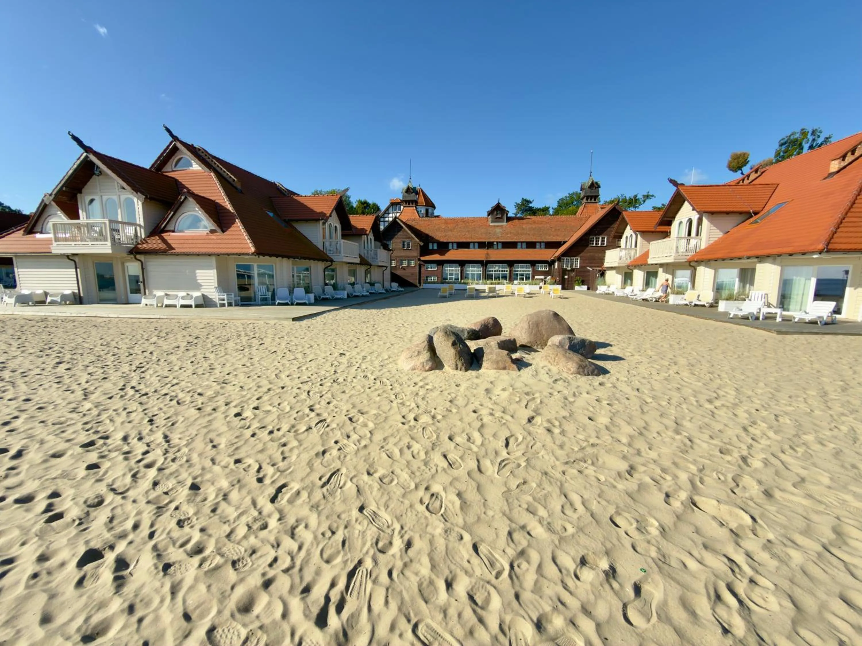 Property building in Hotel Zhong Hua