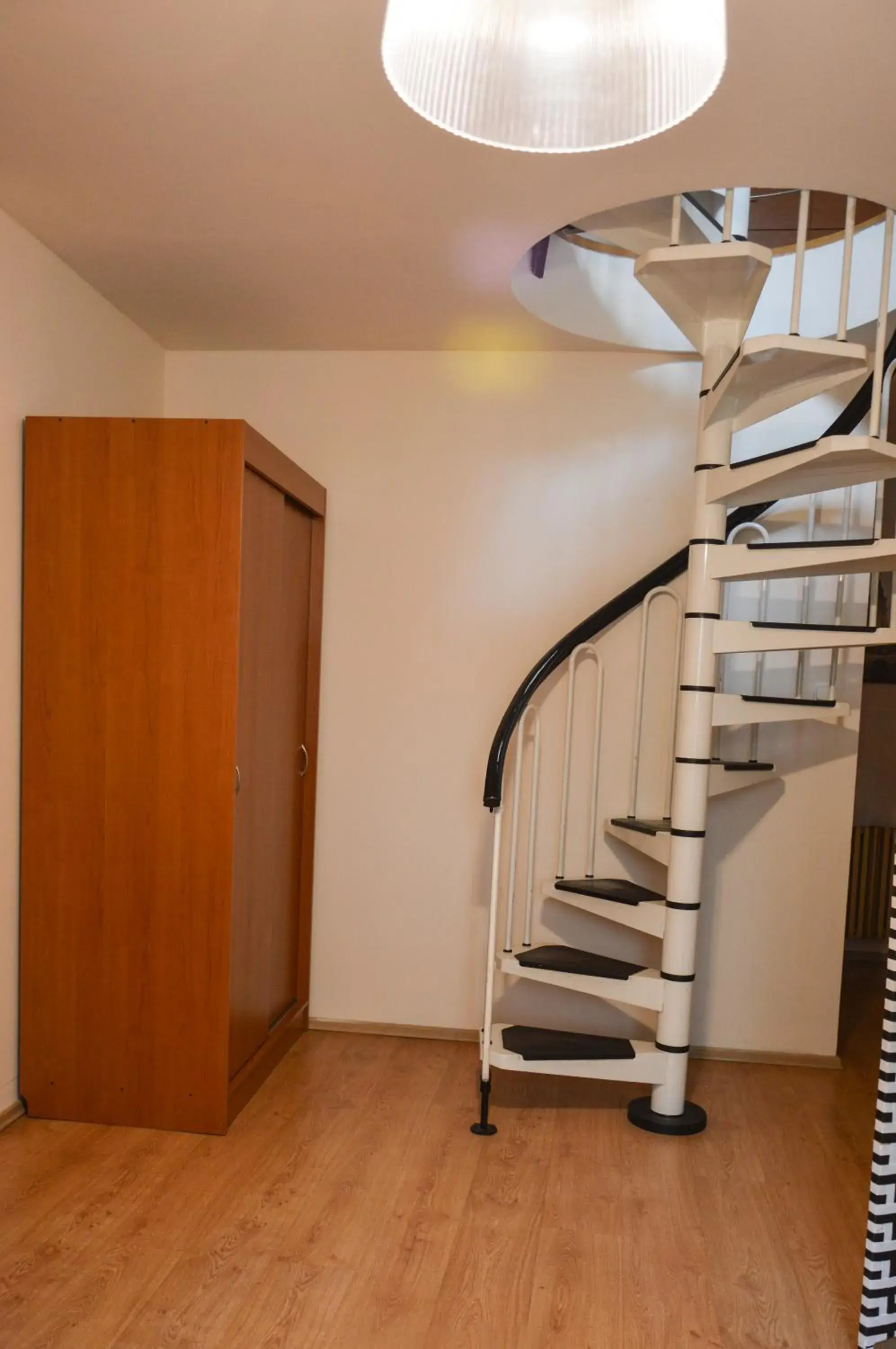 Studio - Split Level in Kosmopolita Rooms Studio - Split Level in Kosmopolita Rooms