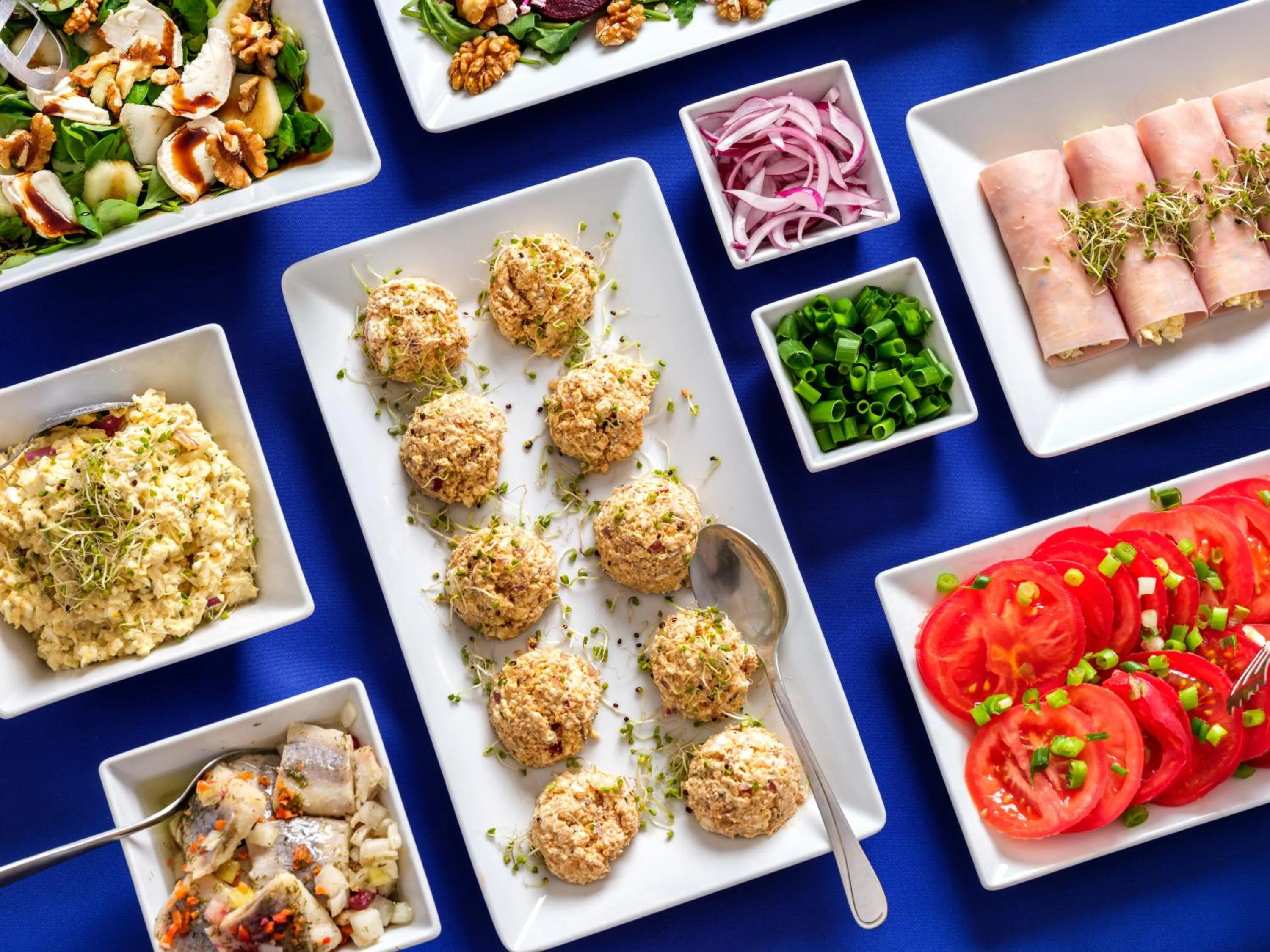 Food and drinks in Kosmopolita Rooms