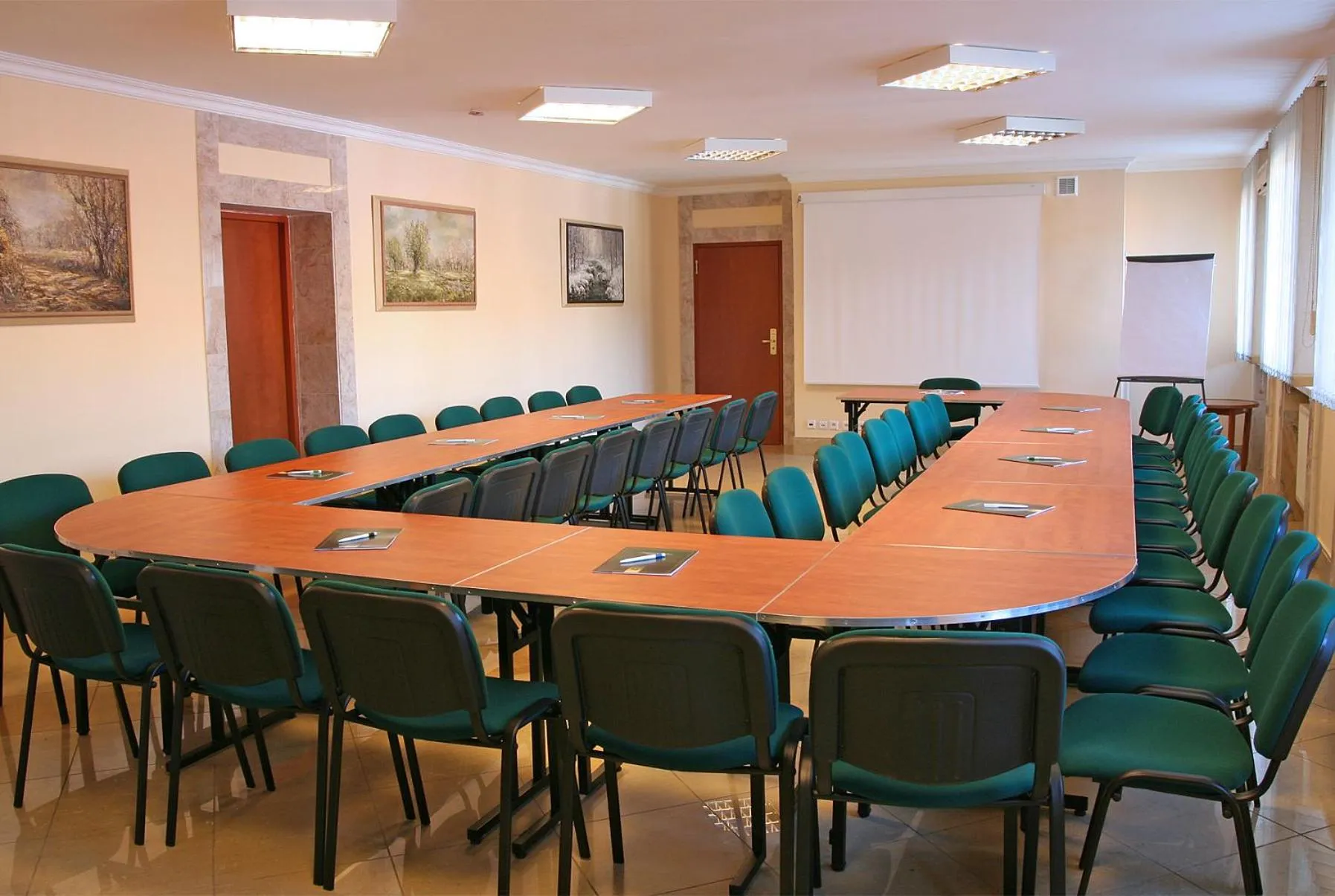Business facilities in Załęże