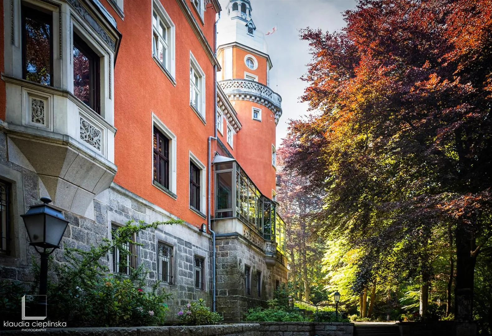 Facade/entrance in Pałac Paulinum