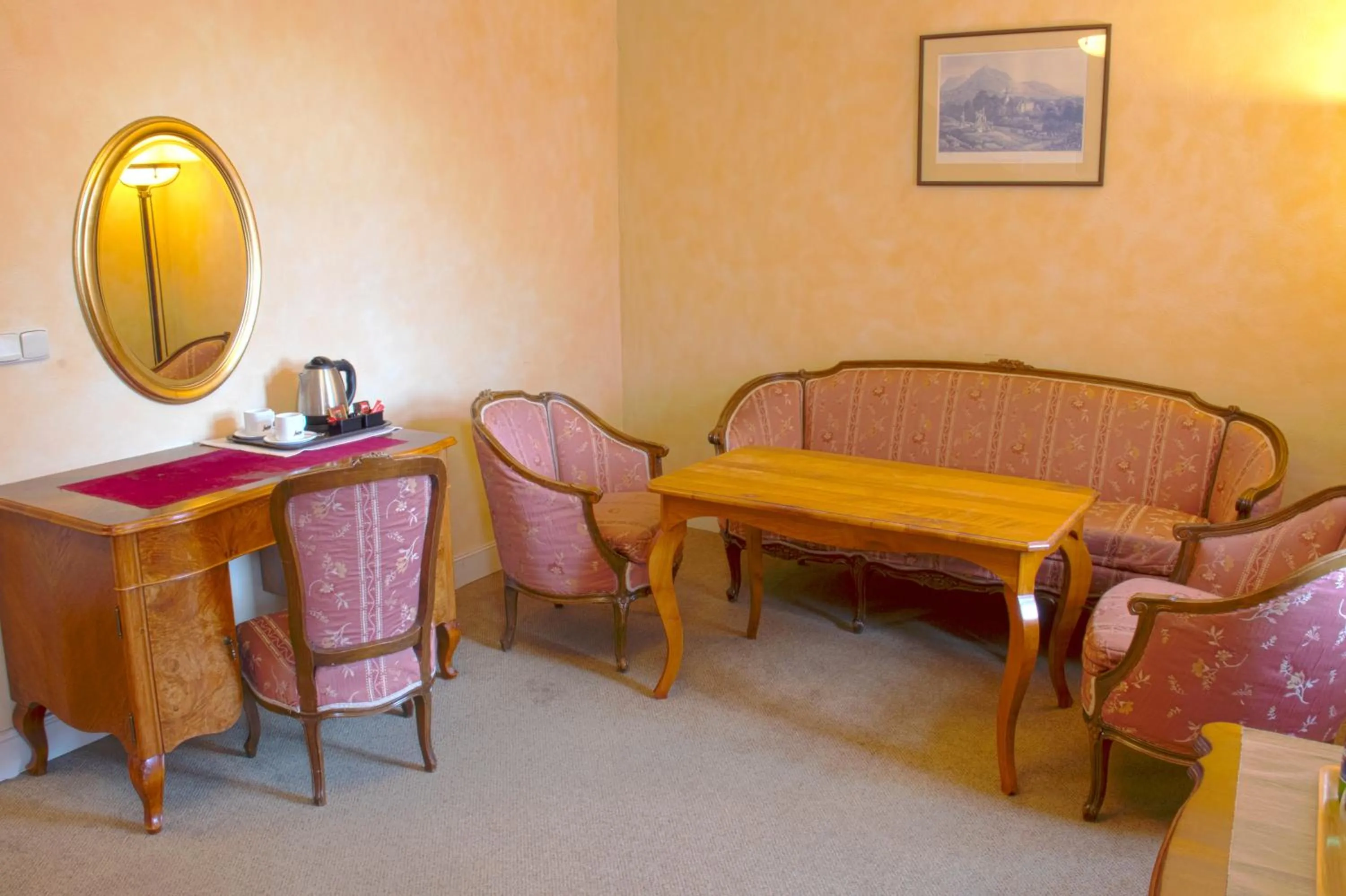 Photo of the whole room in Pałac Paulinum