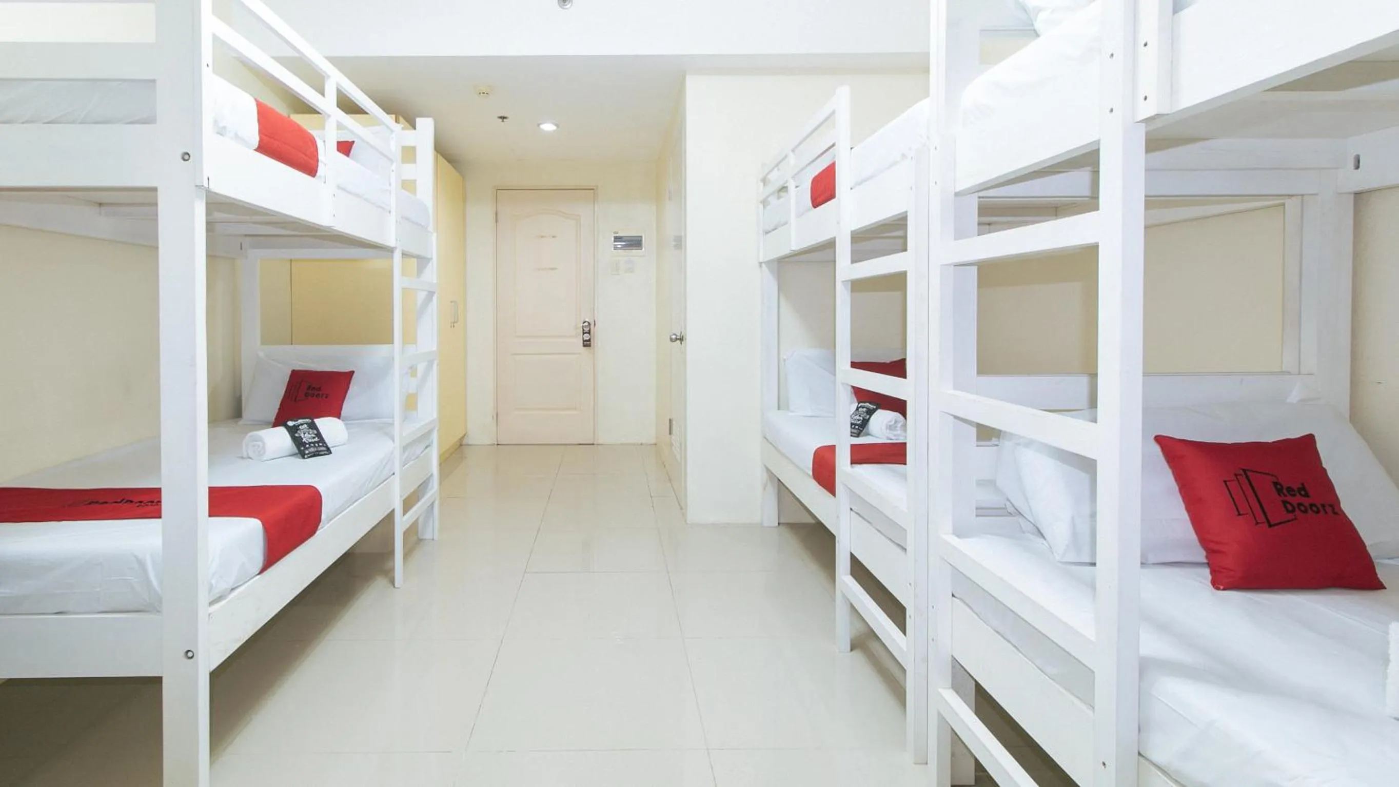 Bedroom, Bed in RedDoorz @ Insular Square Mandaue City