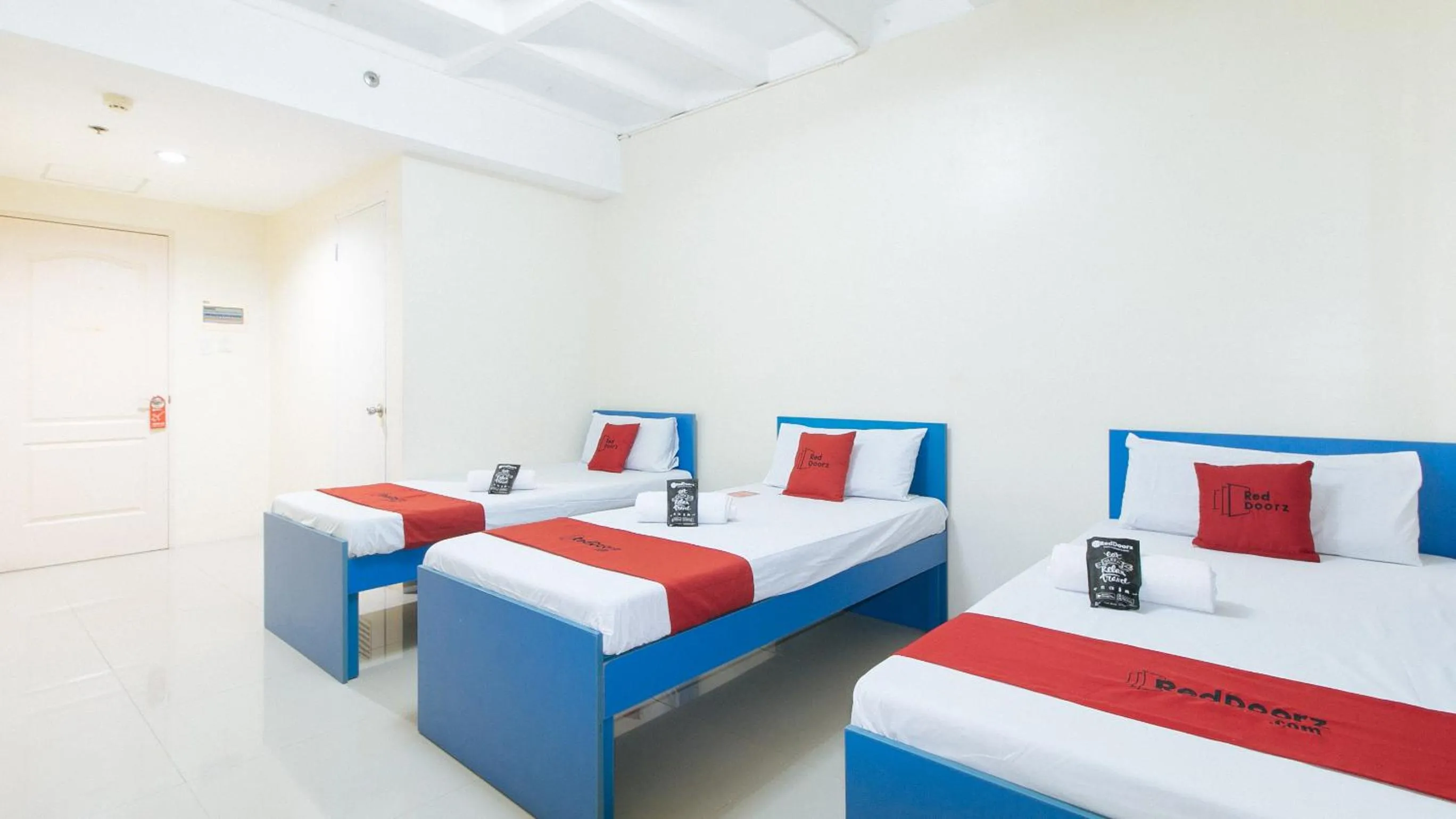 Bedroom, Bed in RedDoorz @ Insular Square Mandaue City
