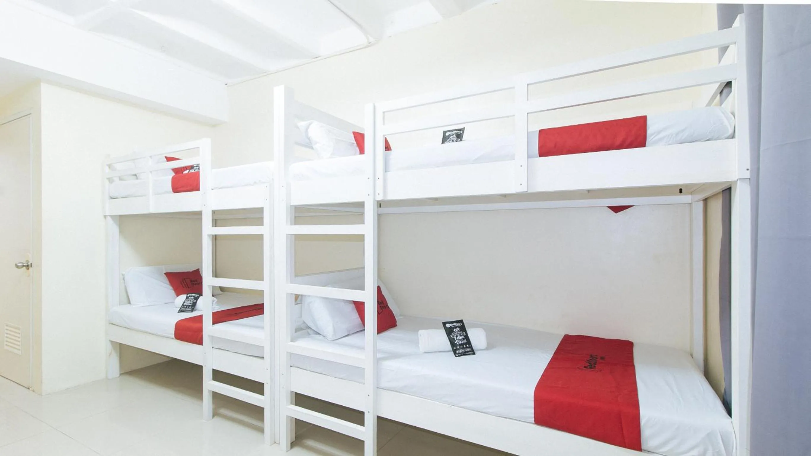 Bedroom, Bed in RedDoorz @ Insular Square Mandaue City
