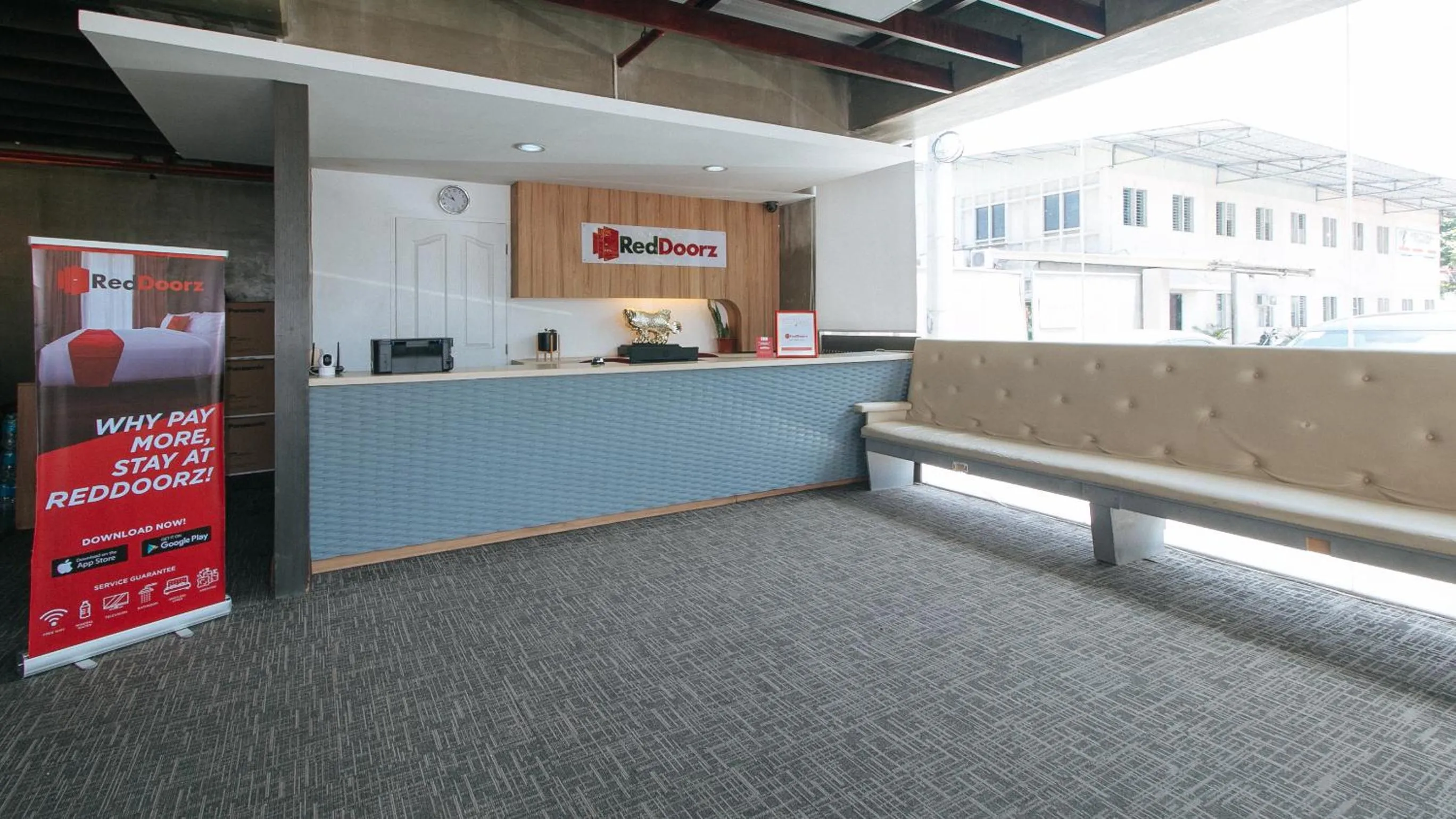 Lobby or reception in RedDoorz @ Insular Square Mandaue City