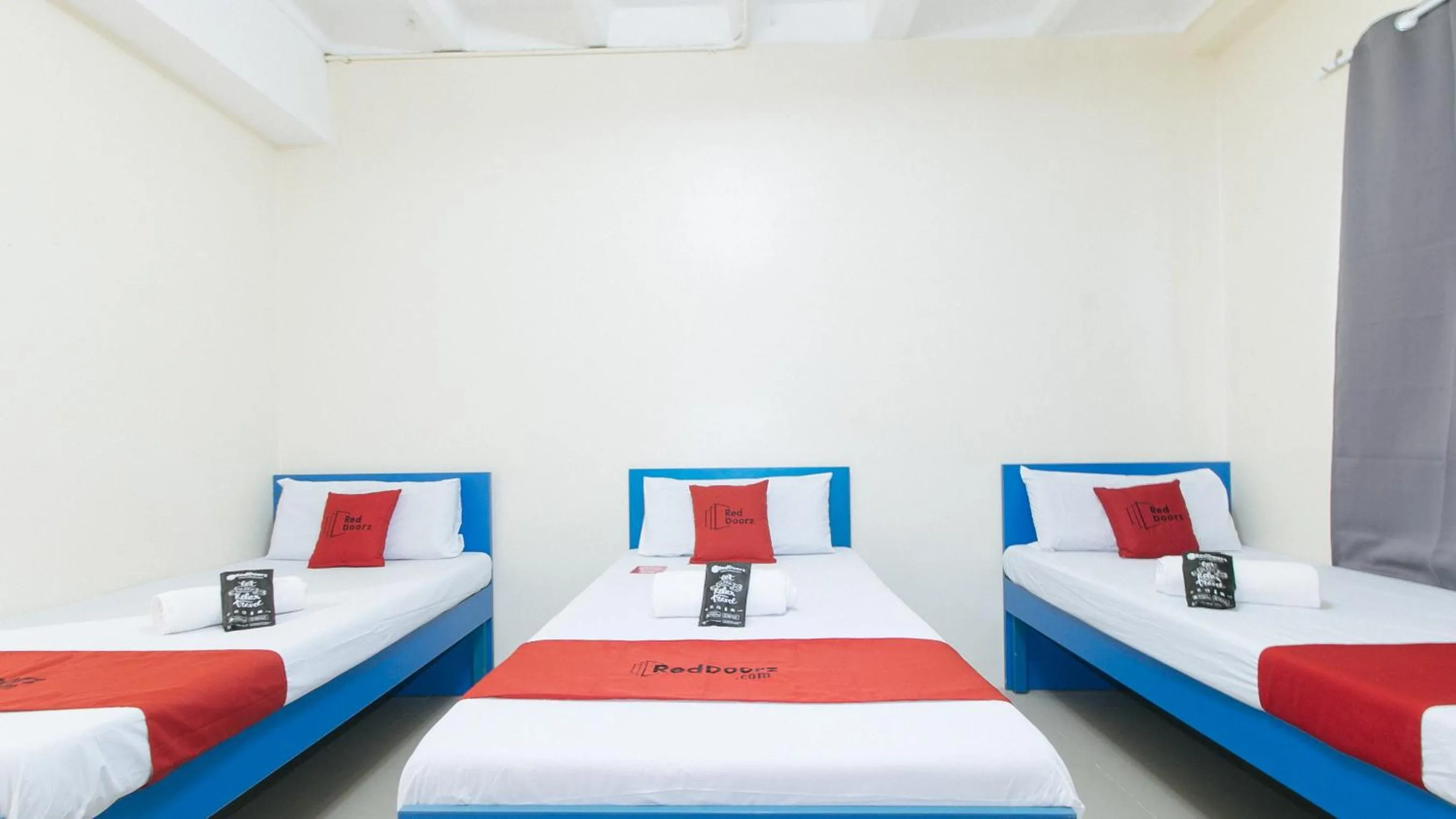 Bedroom, Bed in RedDoorz @ Insular Square Mandaue City