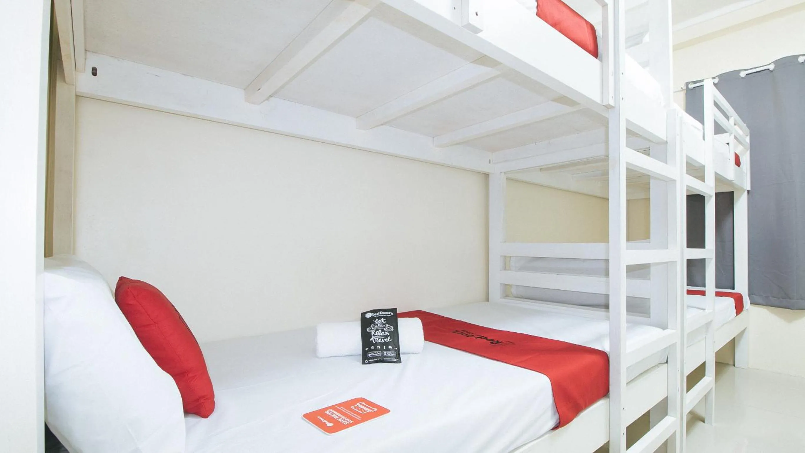 Bedroom, Bed in RedDoorz @ Insular Square Mandaue City