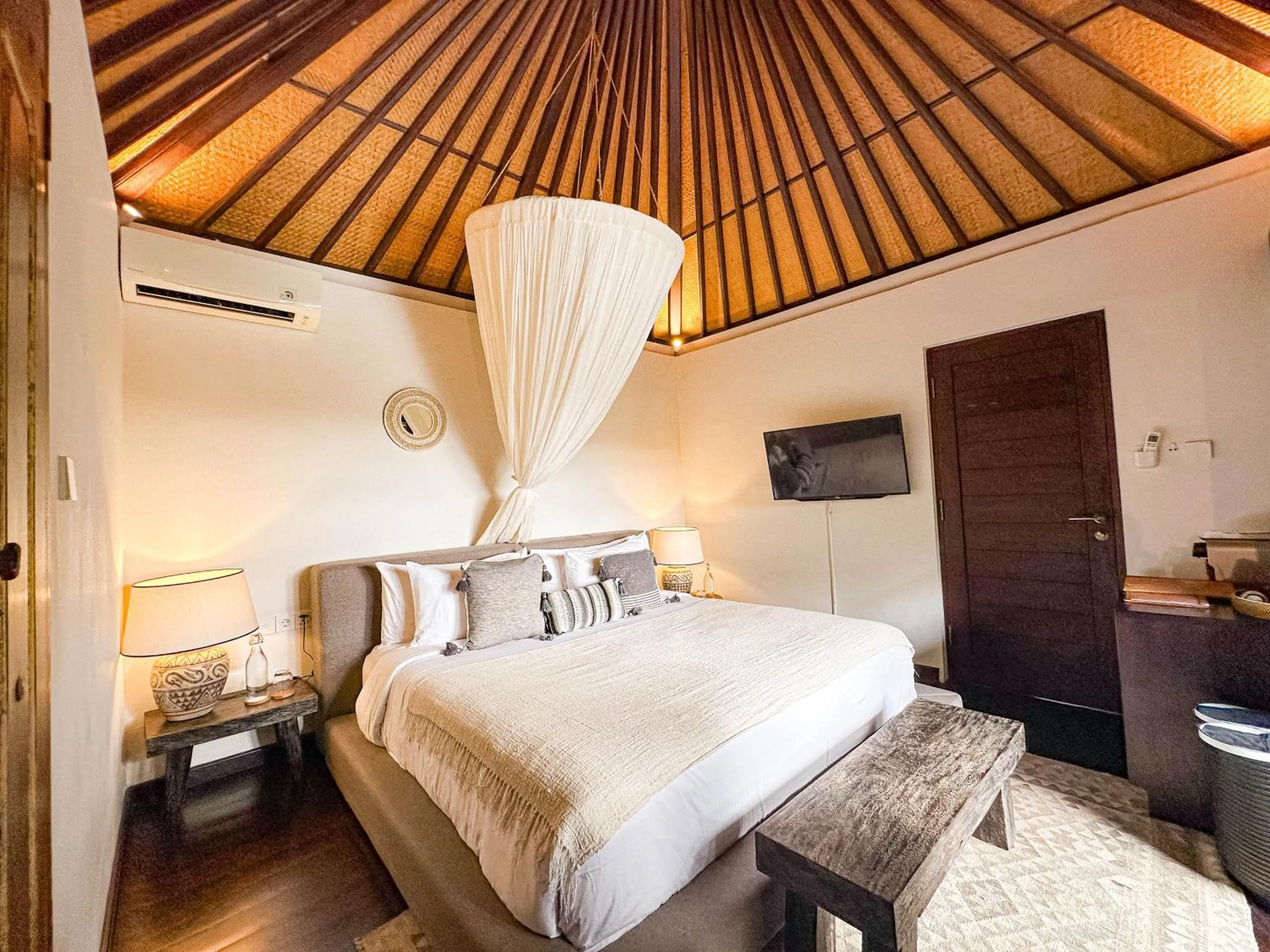 Bedroom, Bed in Uma Kalai