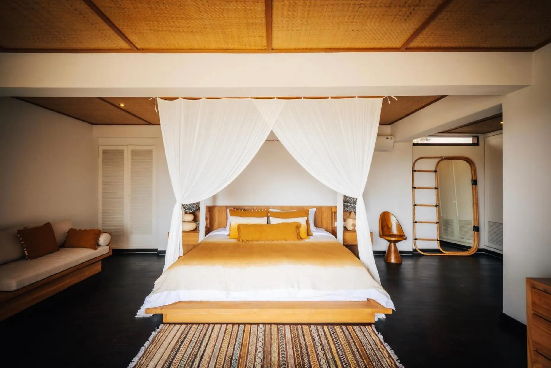 Bedroom, Bed in Uma Kalai