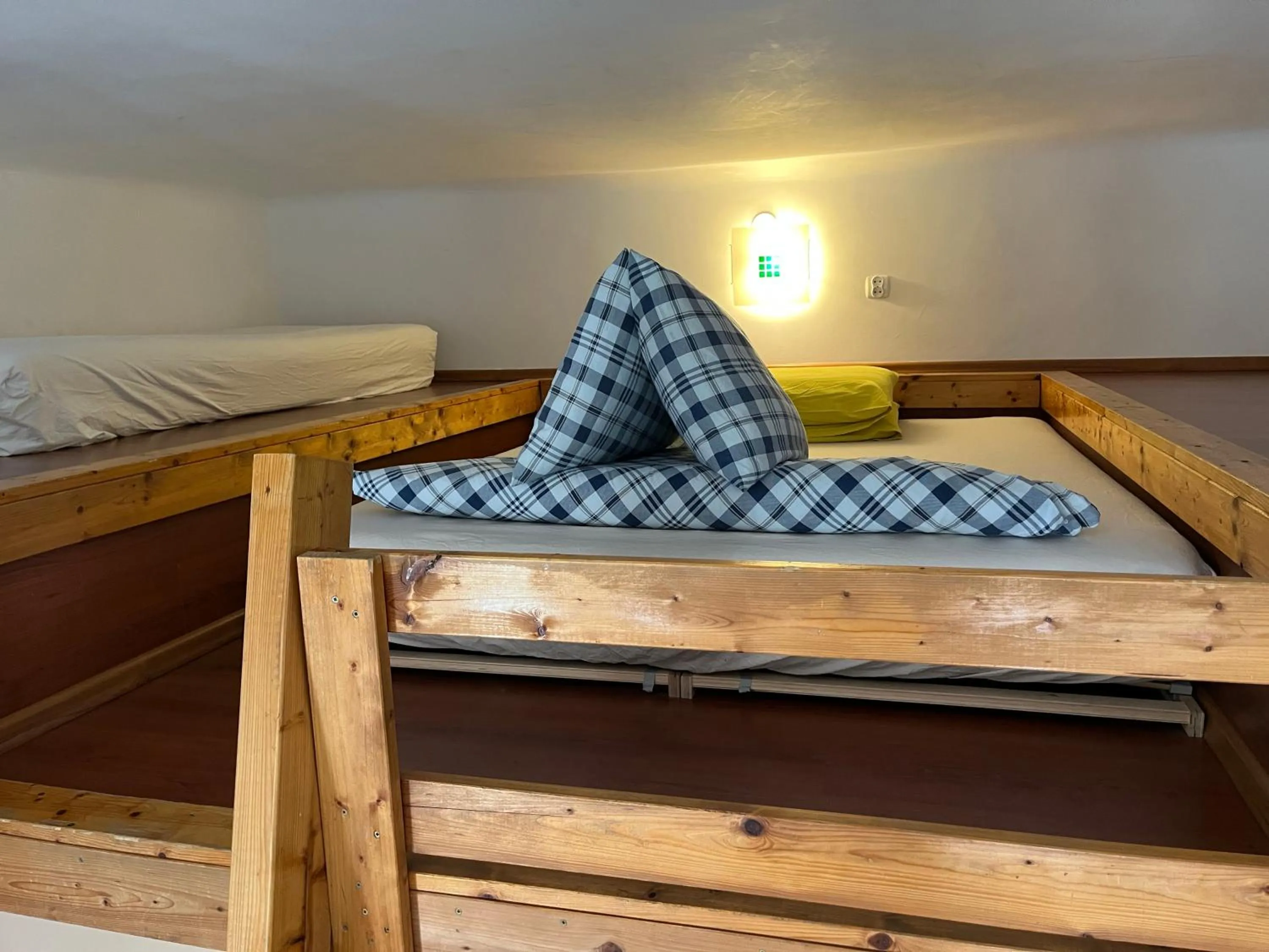 Bed in Home in Krakow Silvio's Apartments