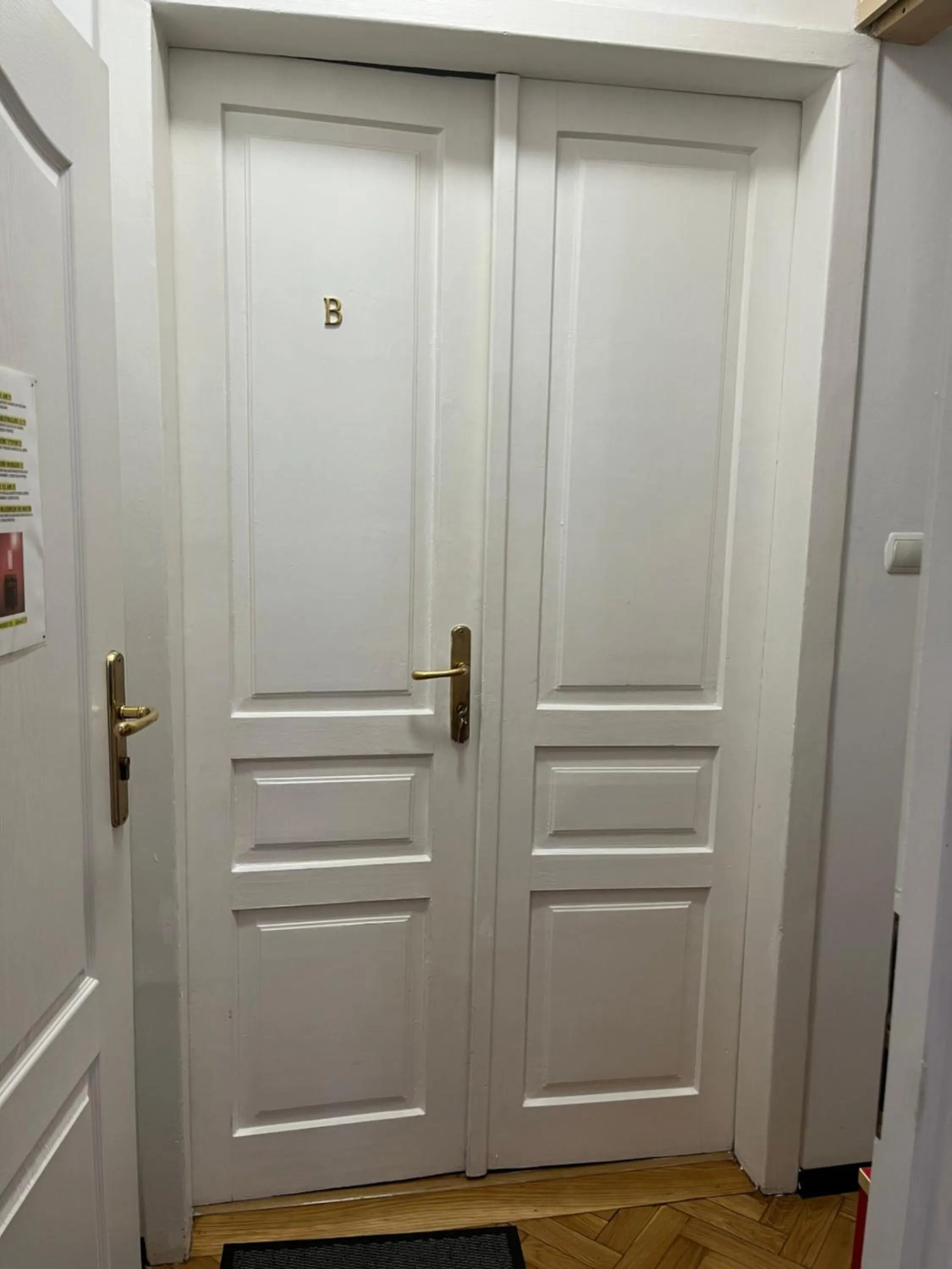 Home in Krakow Silvio's Apartments