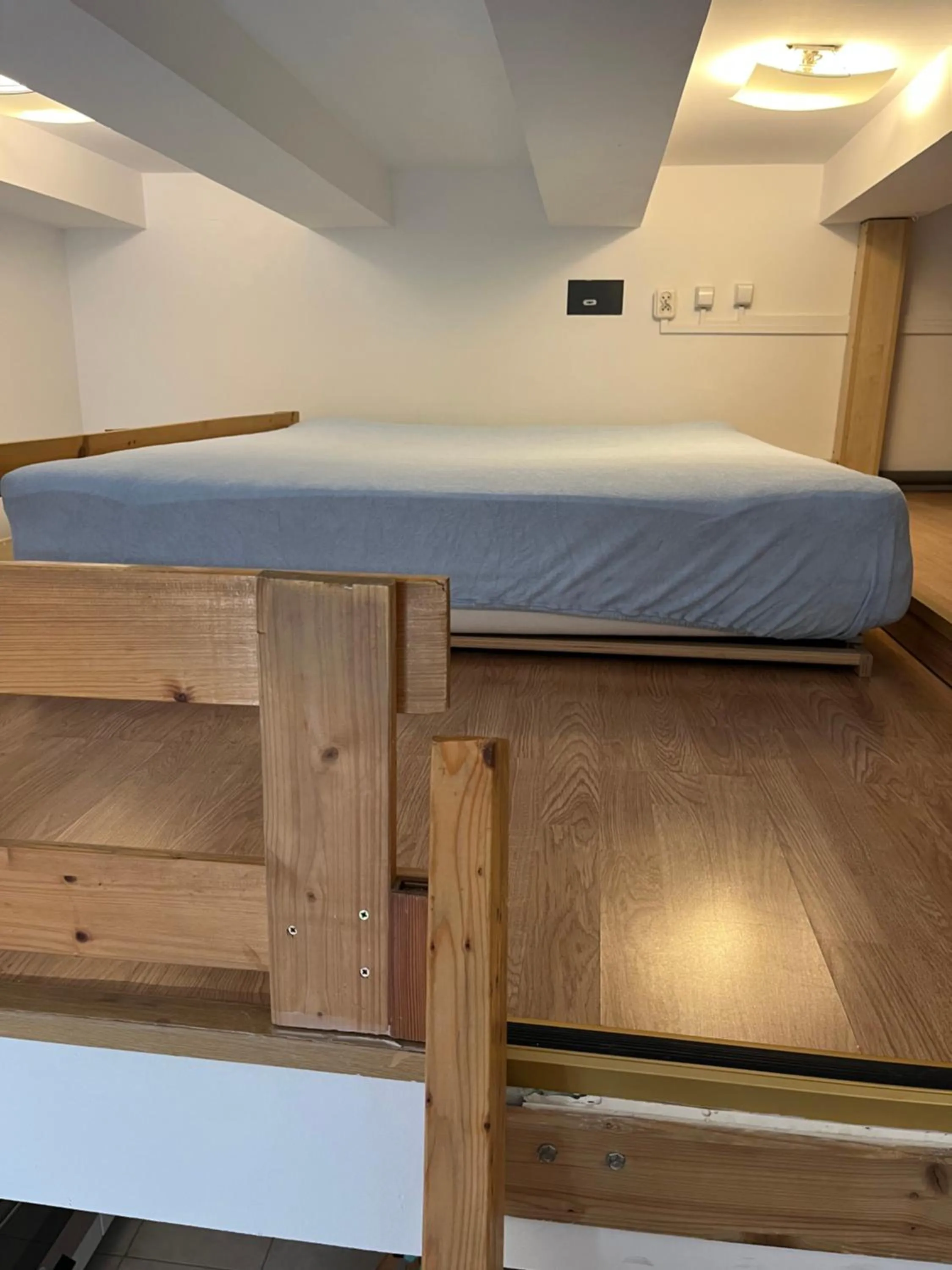 Bed in Home in Krakow Silvio's Apartments