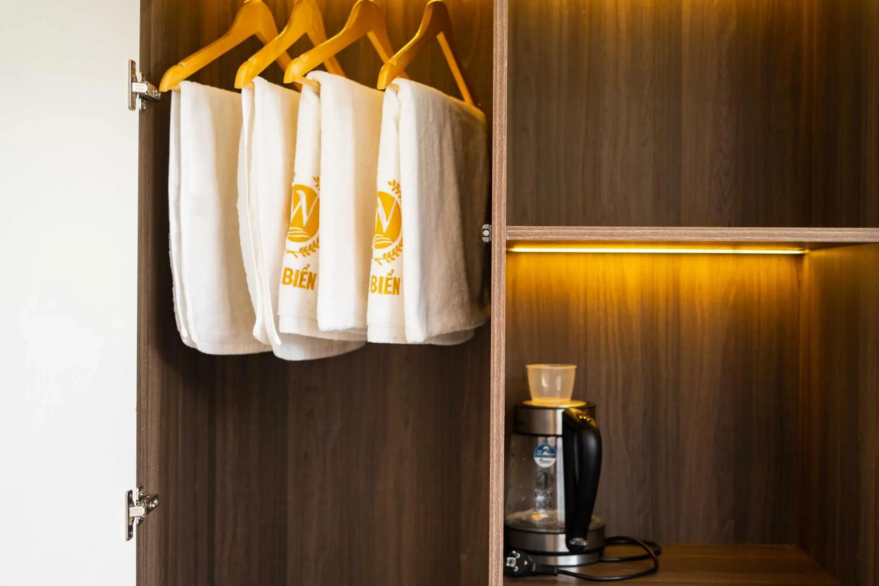 Superior Double Room in KHÁCH SẠN BIỂN TÂY Superior Double Room in KHÁCH SẠN BIỂN TÂY