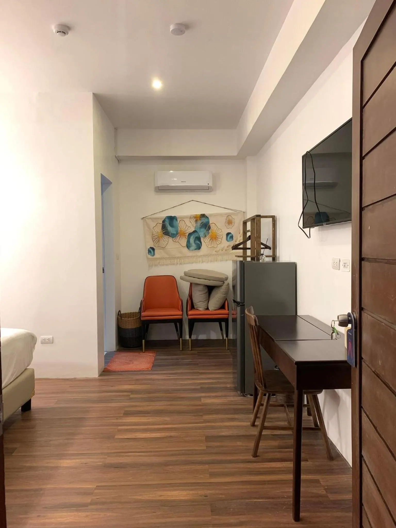 TV and multimedia in Infinity Diving Resort and Residences