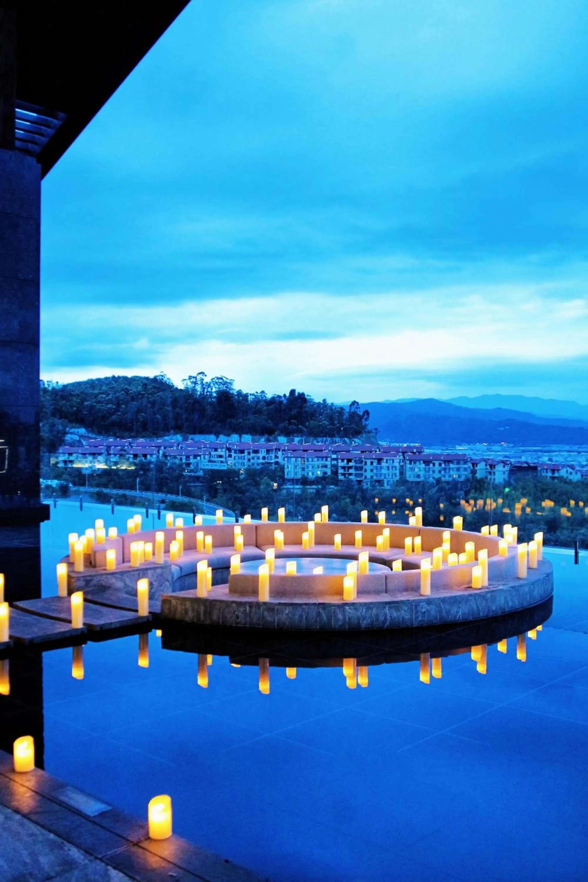 Night in Pullman Yuxi