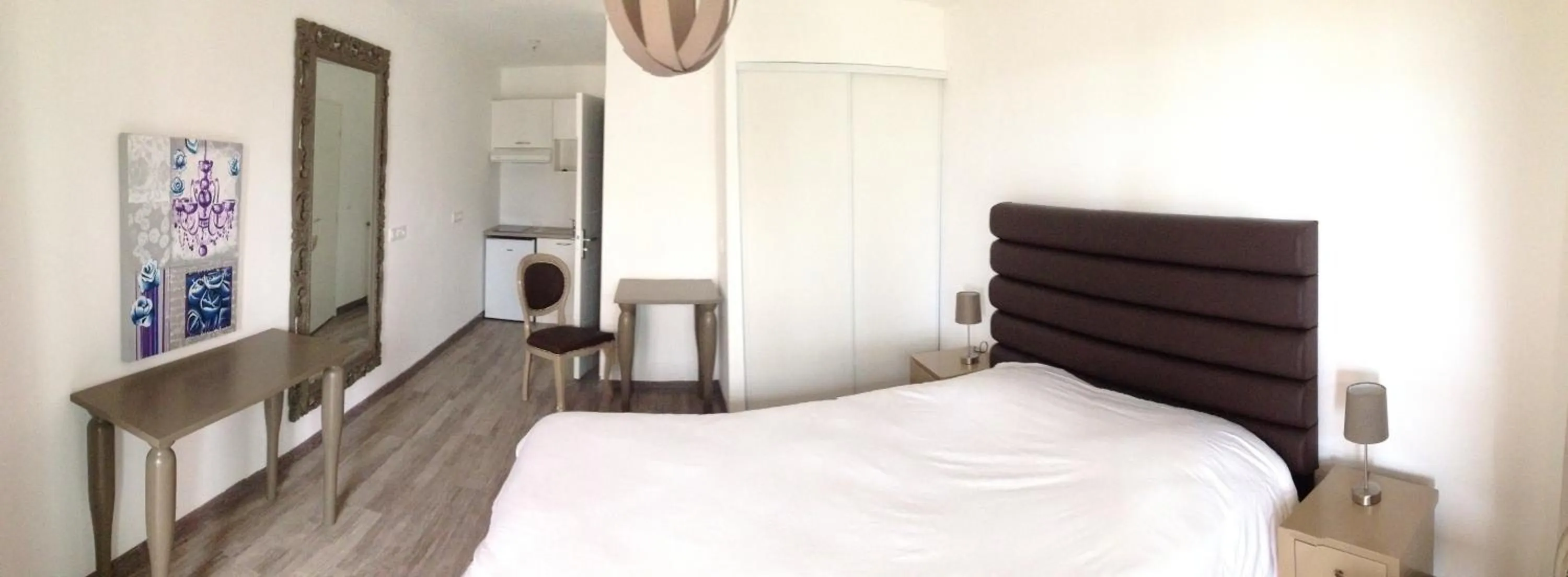 Bedroom, Bed in Adonis Aix en Provence