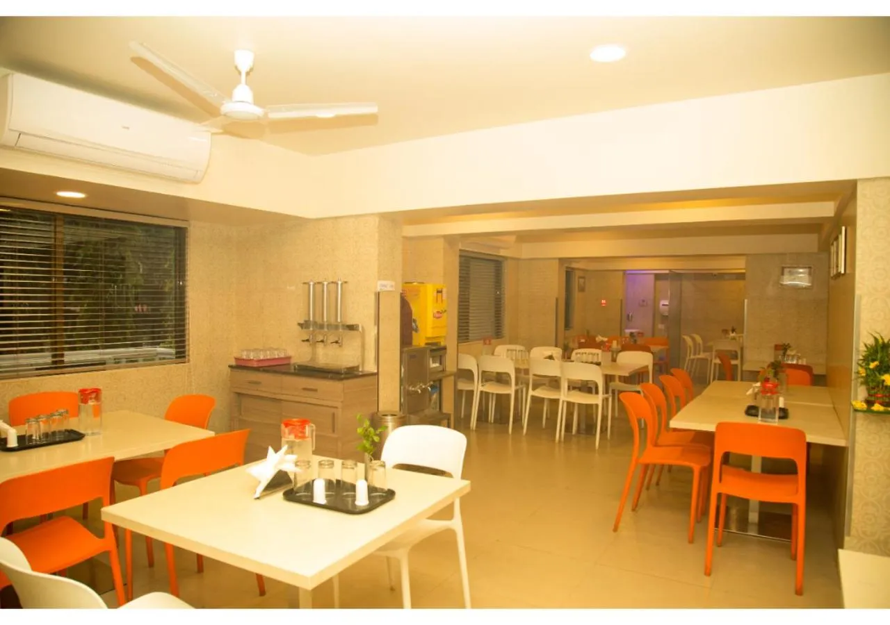 Restaurant/places to eat in Ashok Deluxe Apartments, Marol Andheri East