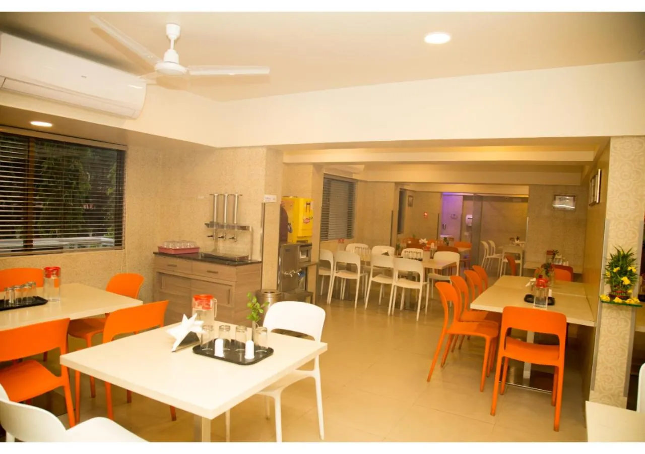 Restaurant/places to eat in Ashok Deluxe Apartments, Marol Andheri East