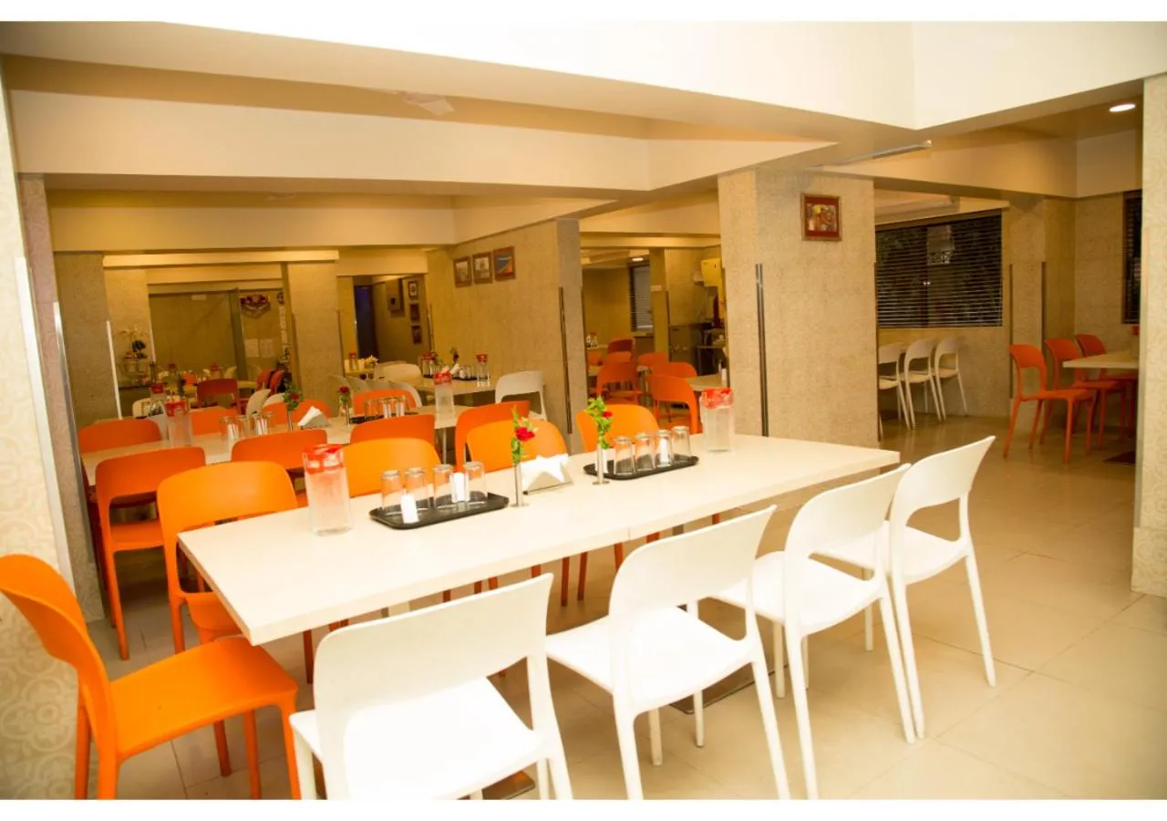Restaurant/places to eat in Ashok Deluxe Apartments, Marol Andheri East