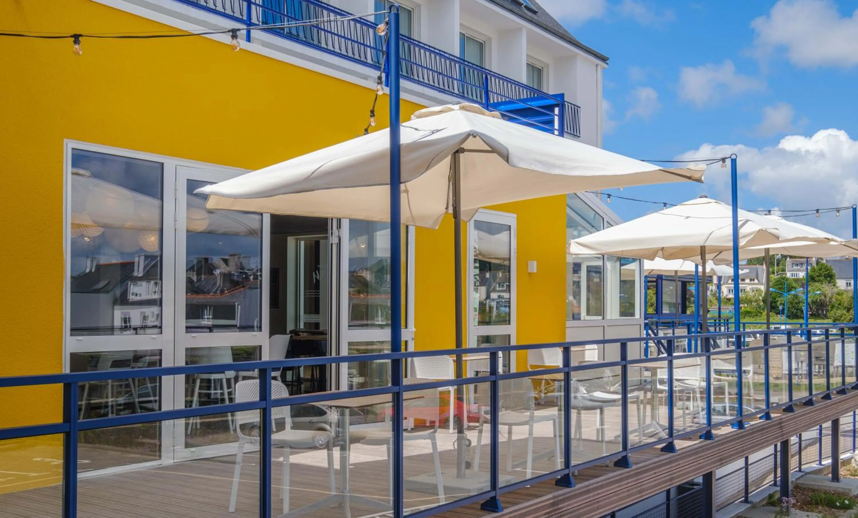 Restaurant/places to eat in L'Escale Marine, The Originals Relais