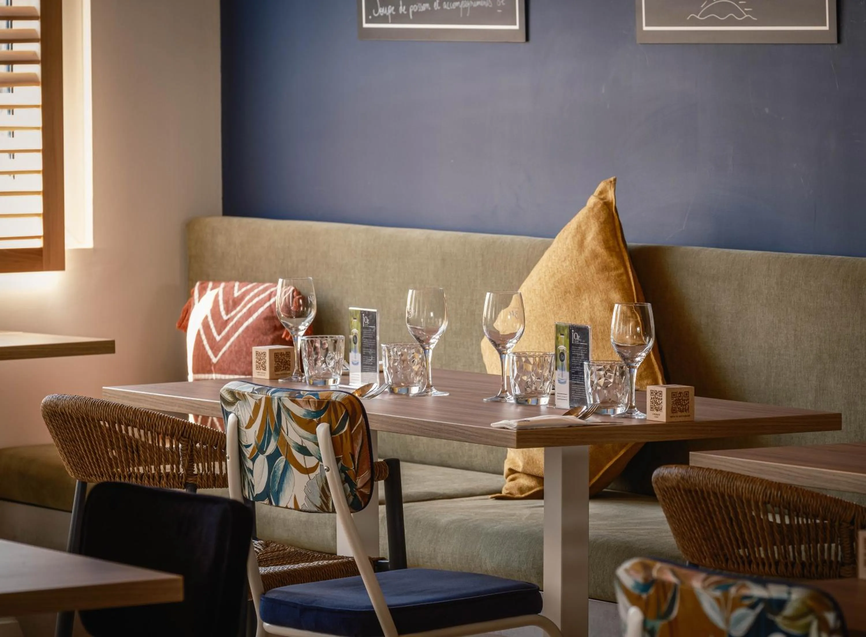 Restaurant/places to eat in L'Escale Marine, The Originals Relais