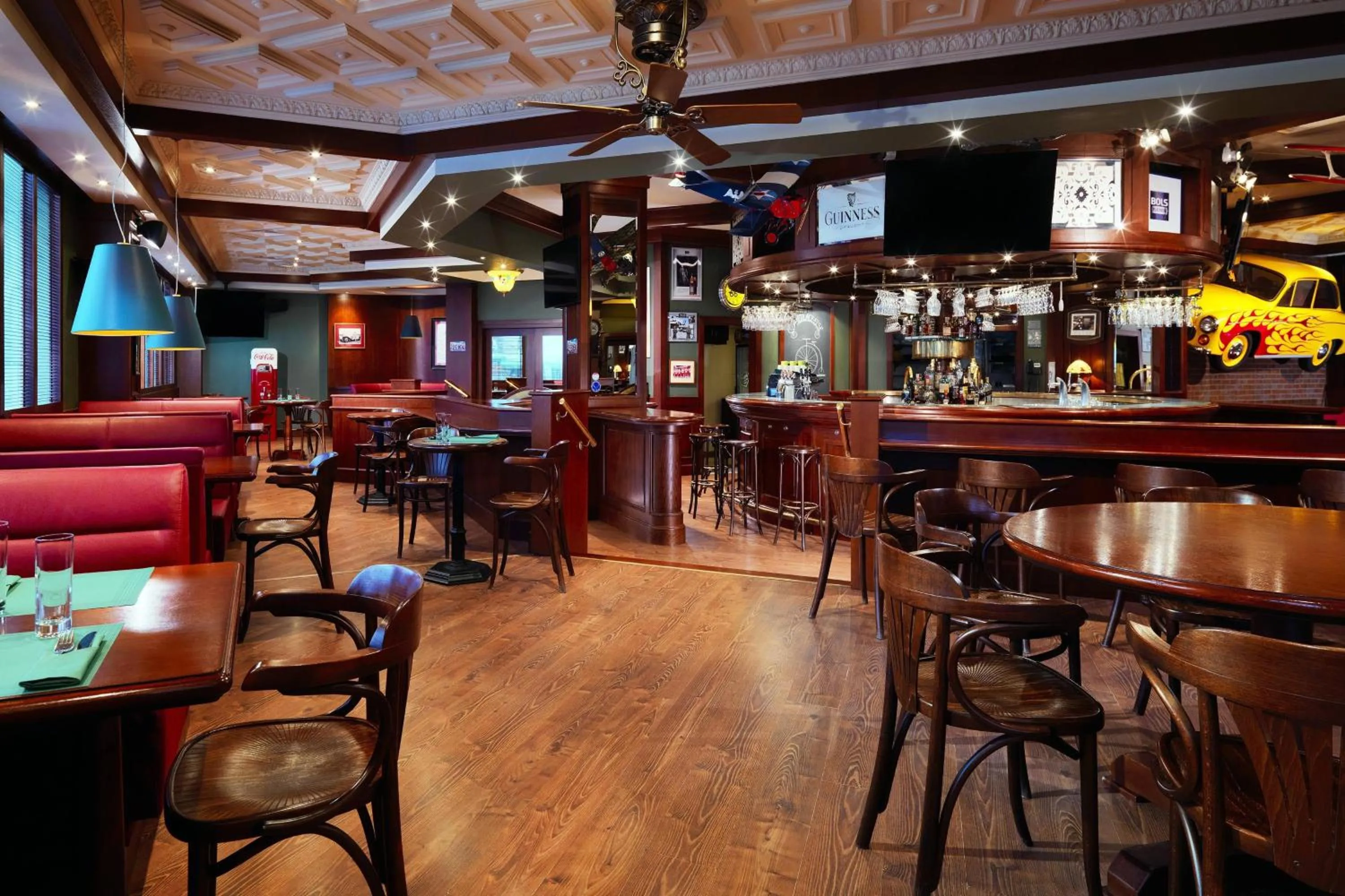 Restaurant/places to eat in Sheraton Poznan Hotel