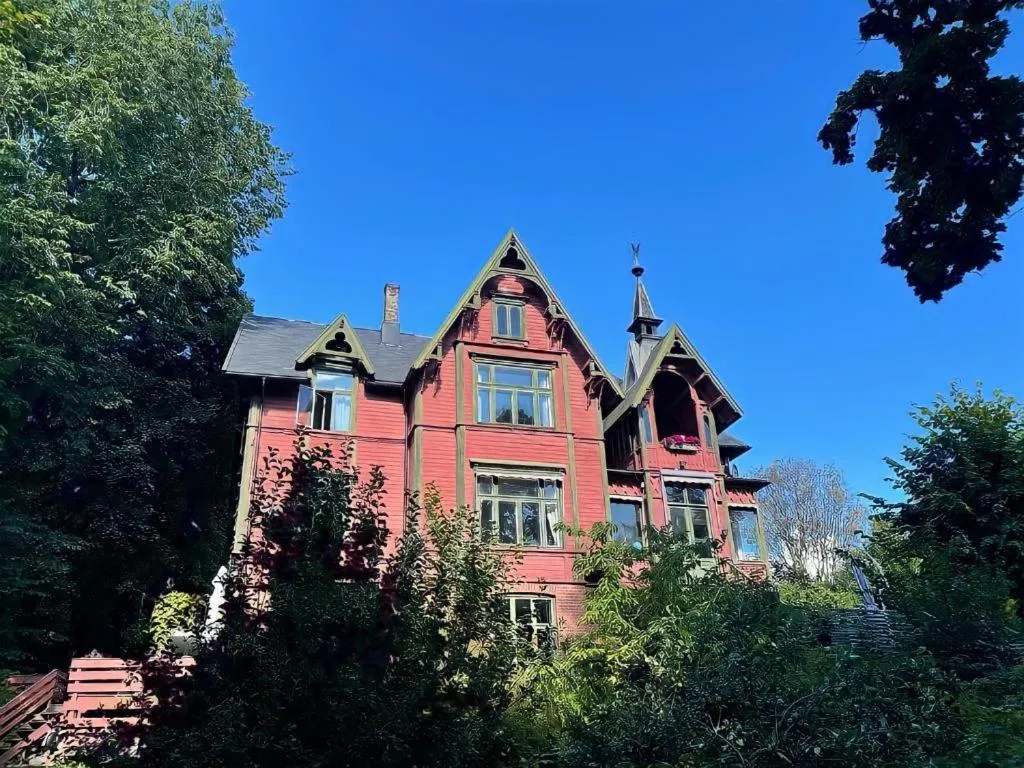 Property building in Villa Internationals