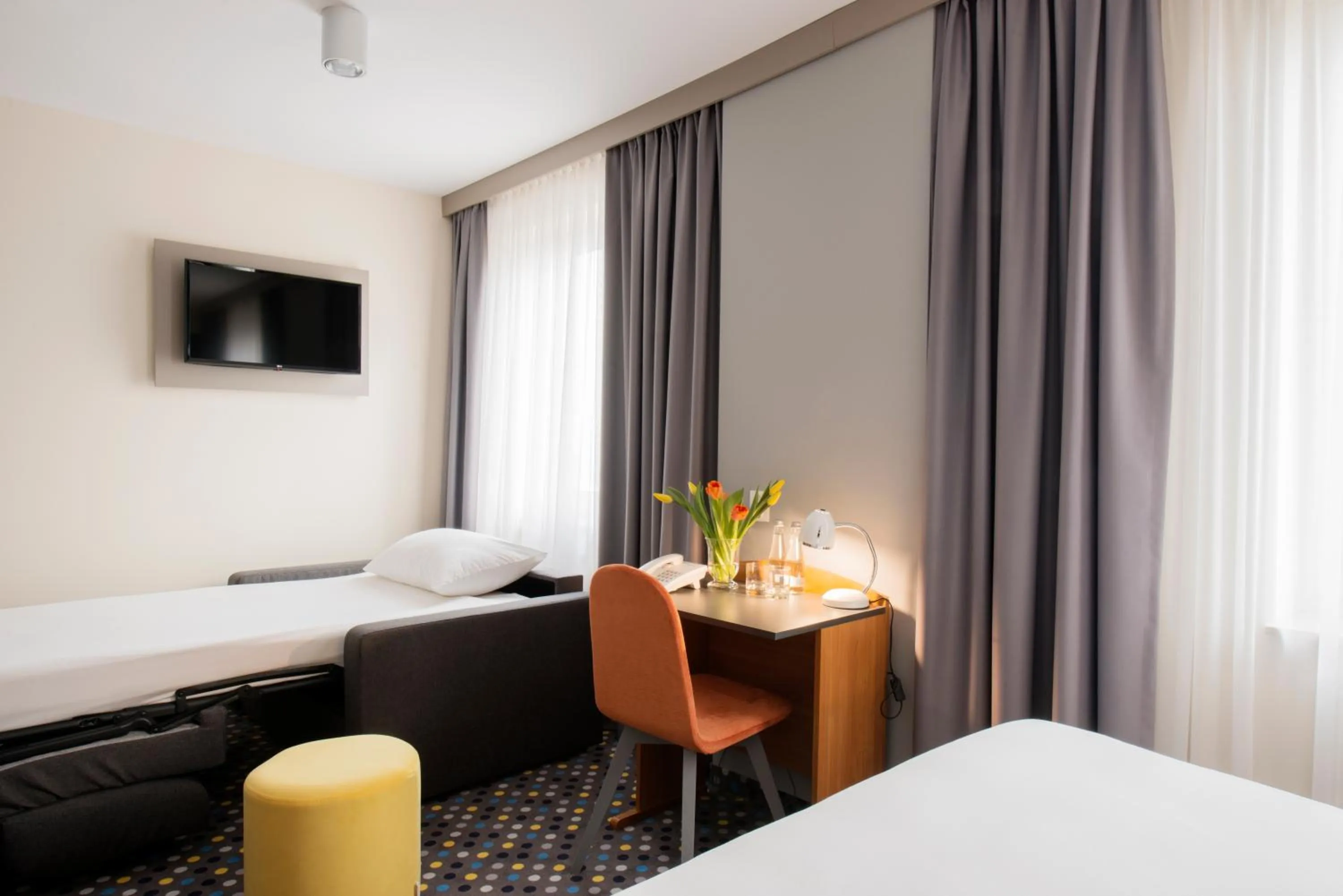 Photo of the whole room, Bed in ibis Styles Warszawa West