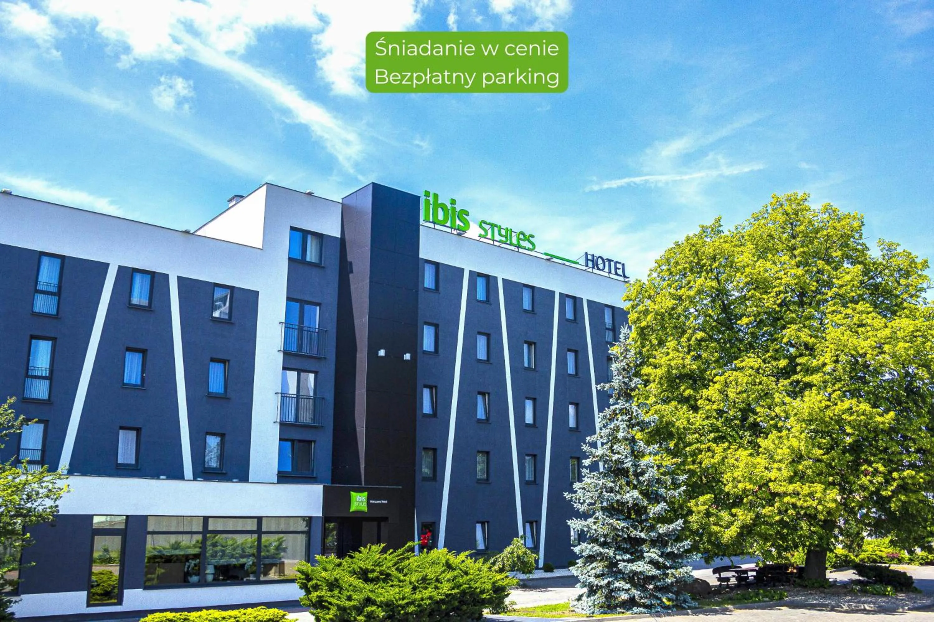 Property building in ibis Styles Warszawa West