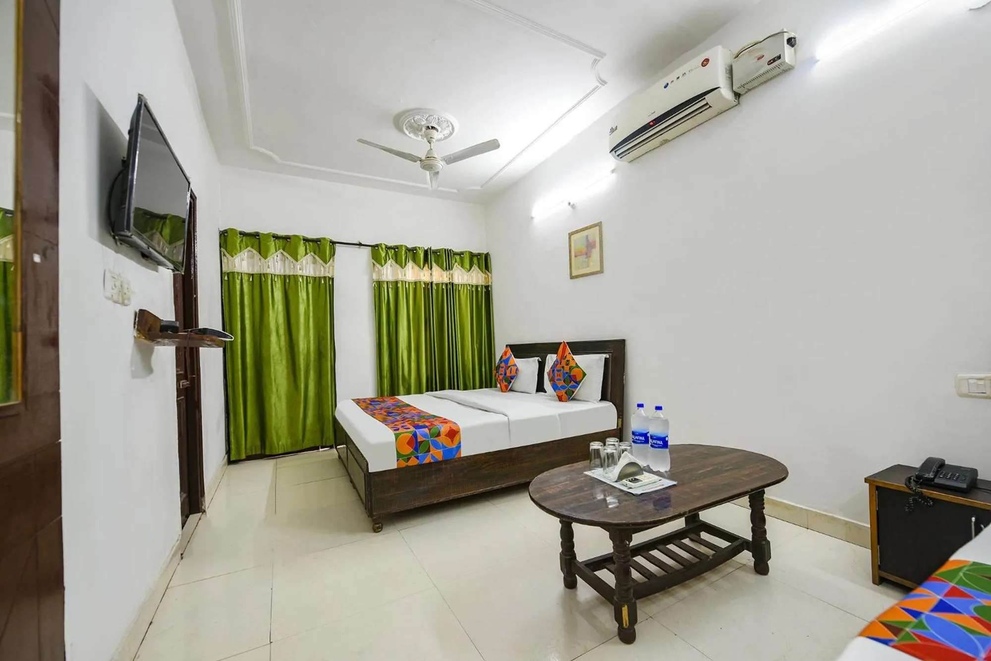 Bed in Via Diamond Sector 45