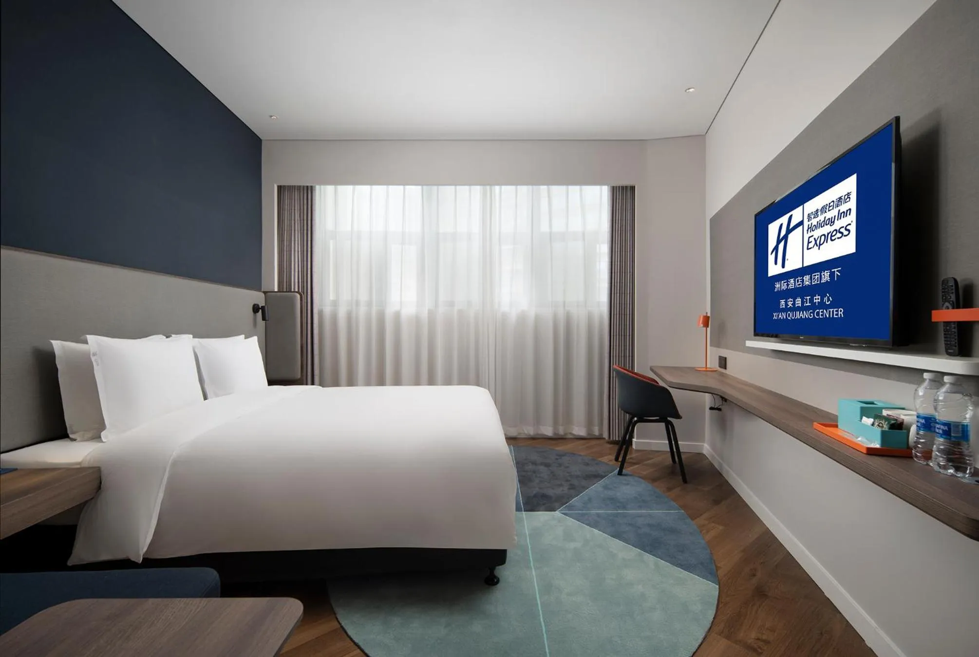 Bed in Holiday Inn Express Xi'an Qujiang Center by IHG