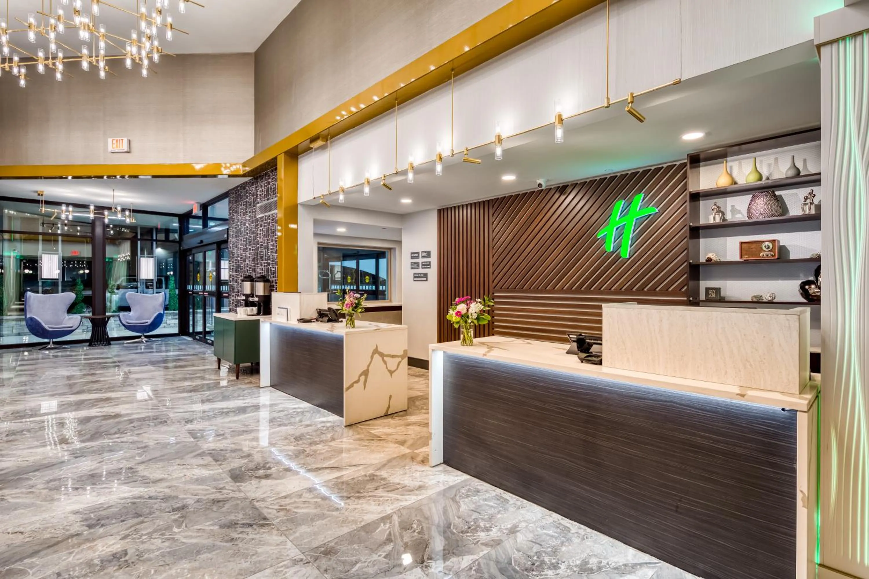Lobby or reception in Holiday Inn Kansas City - Downtown by IHG