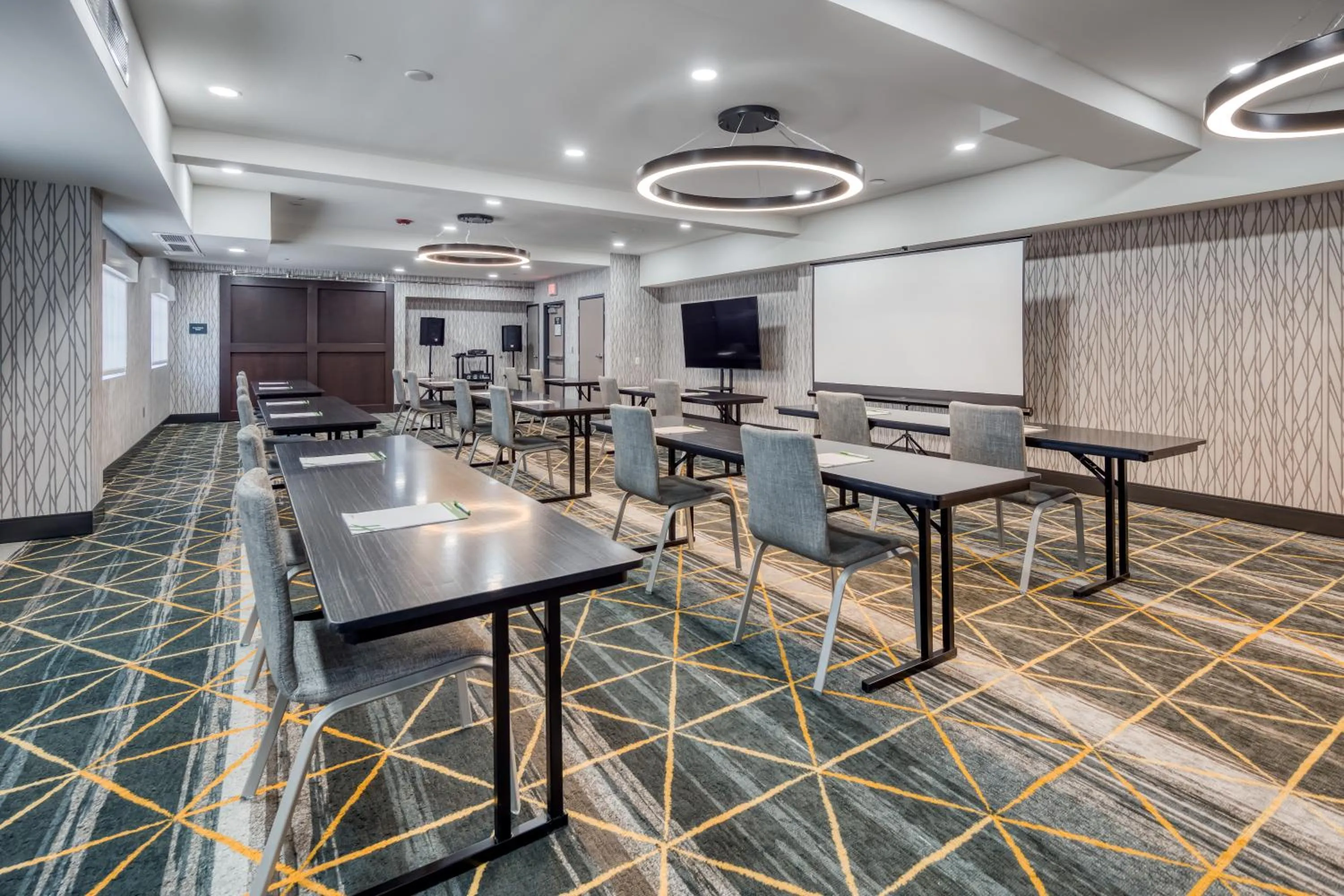 Meeting/conference room in Holiday Inn Kansas City - Downtown by IHG