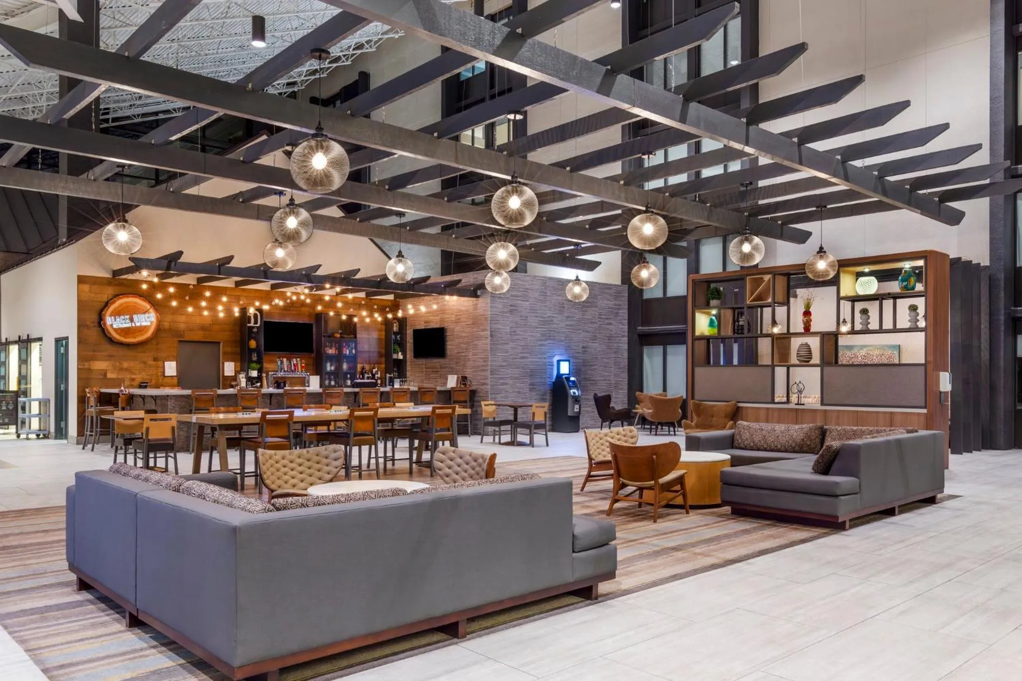 Restaurant/places to eat in Candlewood Suites - Roanoke Airport