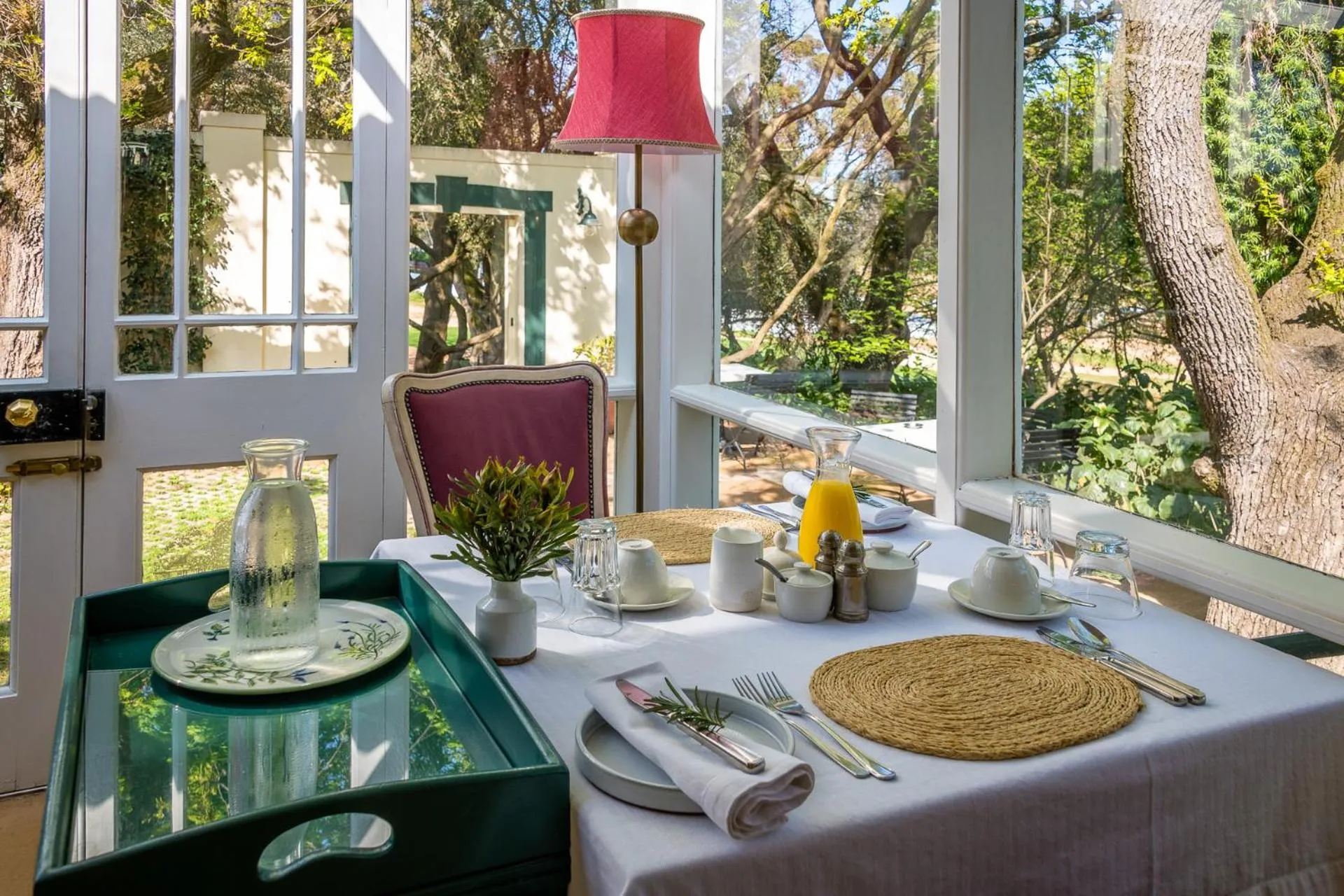 Restaurant/places to eat in Bartholomeus Klip Farmhouse