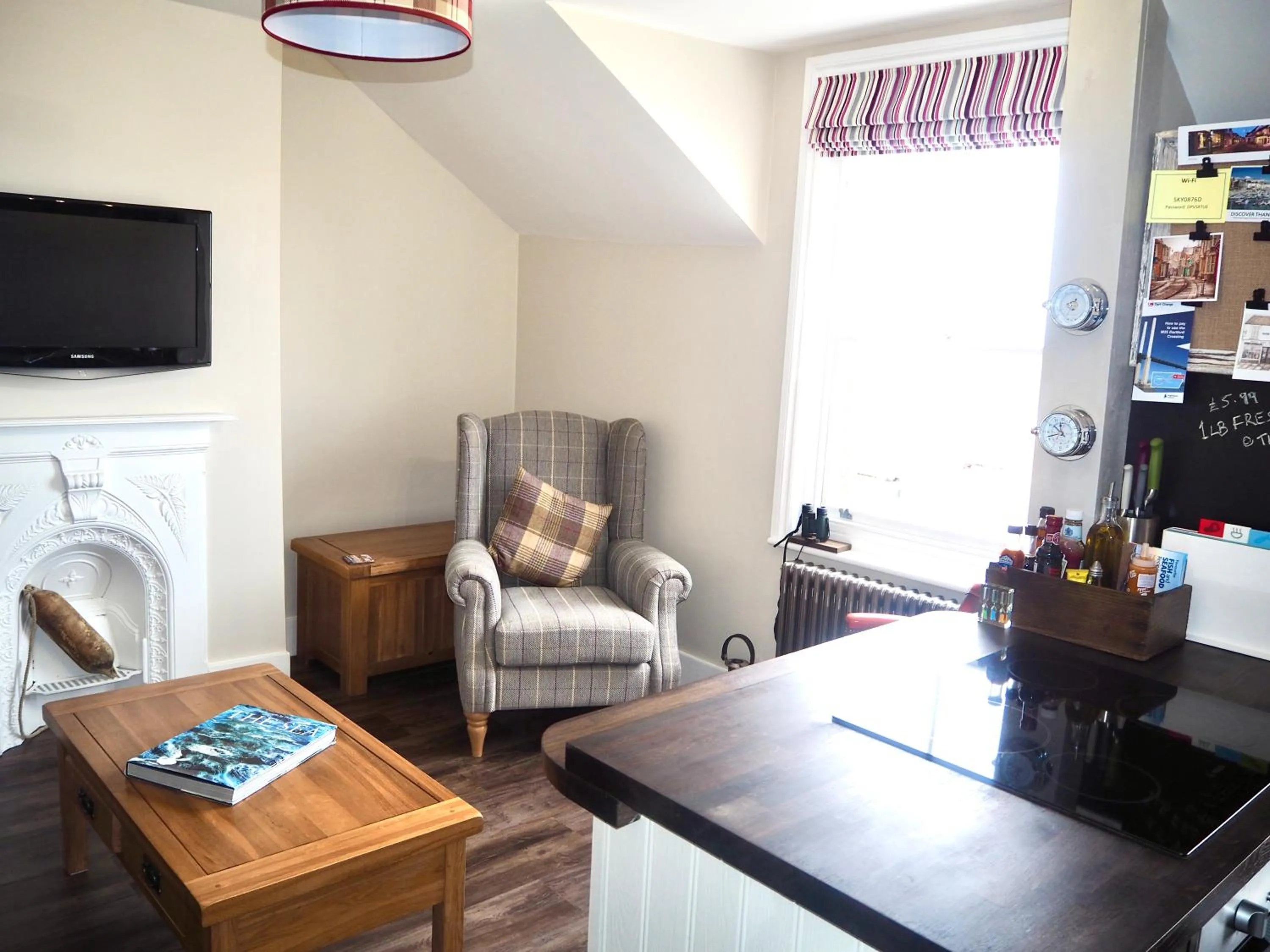 Living room in The Seaview Snug