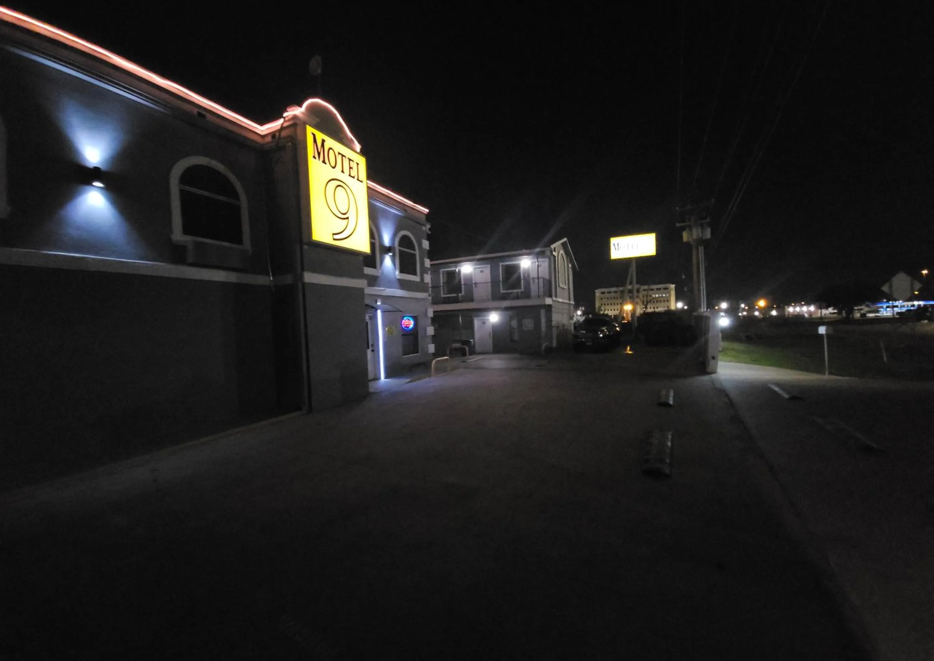 Night in Motel 9