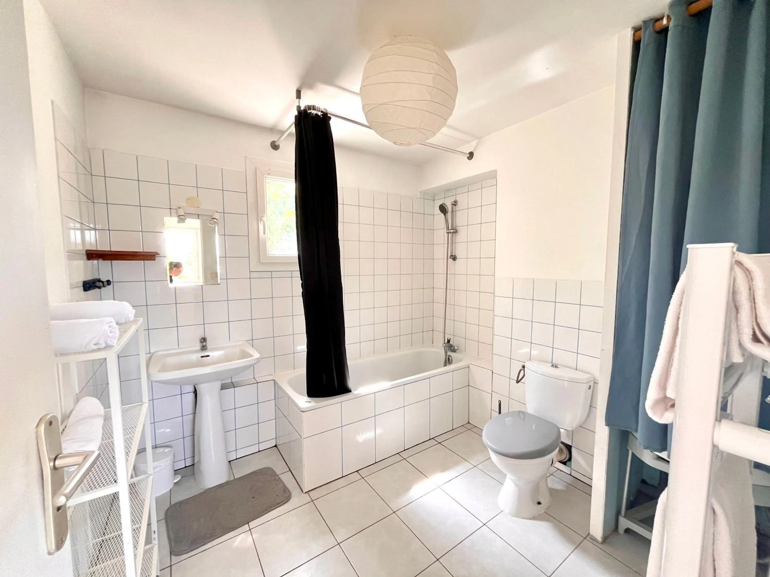 Toilet in Bienvenue chez vous, Déplacement Pro
