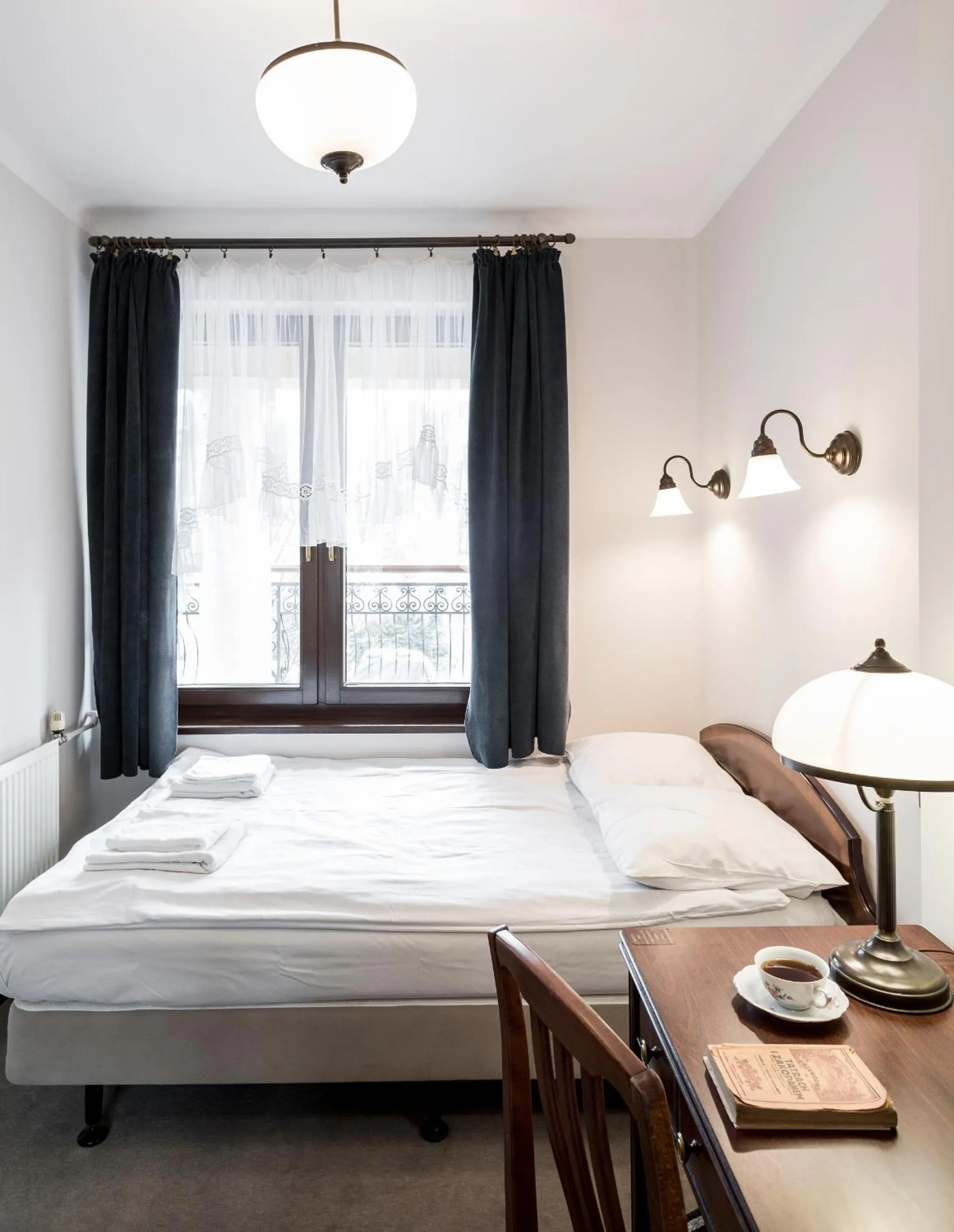 Spring, Bed in Szarotka