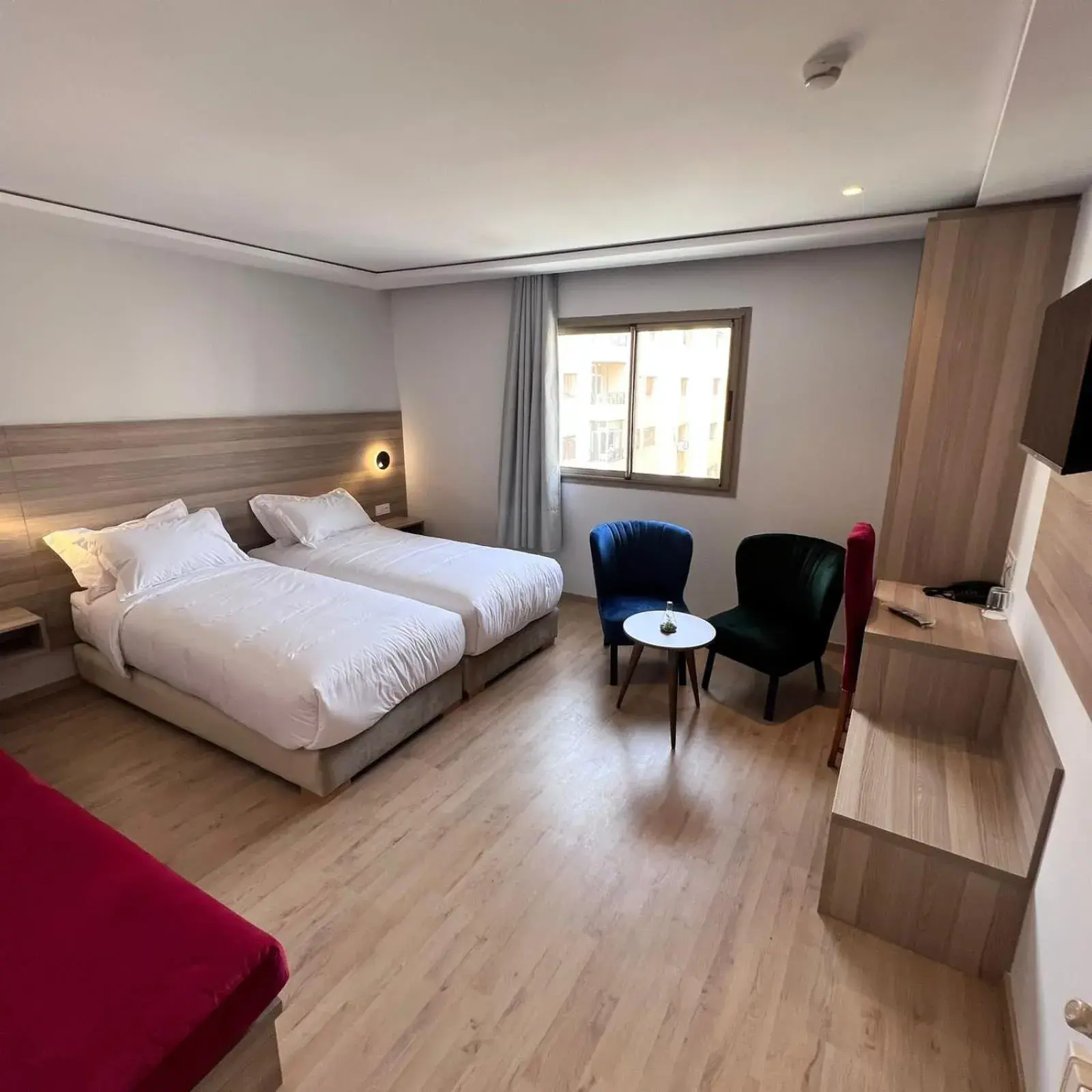 Deluxe Room (2 Adults + 1 Child) in Fajr Hotel Deluxe Room (2 Adults + 1 Child) in Fajr Hotel