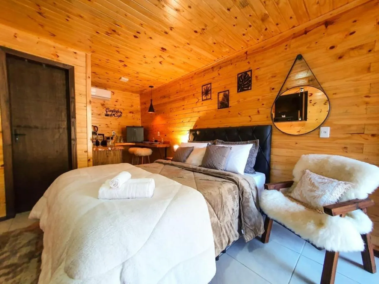 View (from property/room), Bed in Cabana Brisa Serrana - Urubici-SC