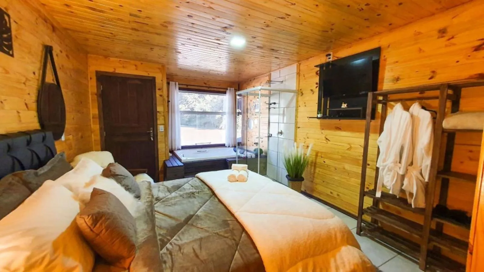 Hot Tub, Bed in Cabana Brisa Serrana - Urubici-SC