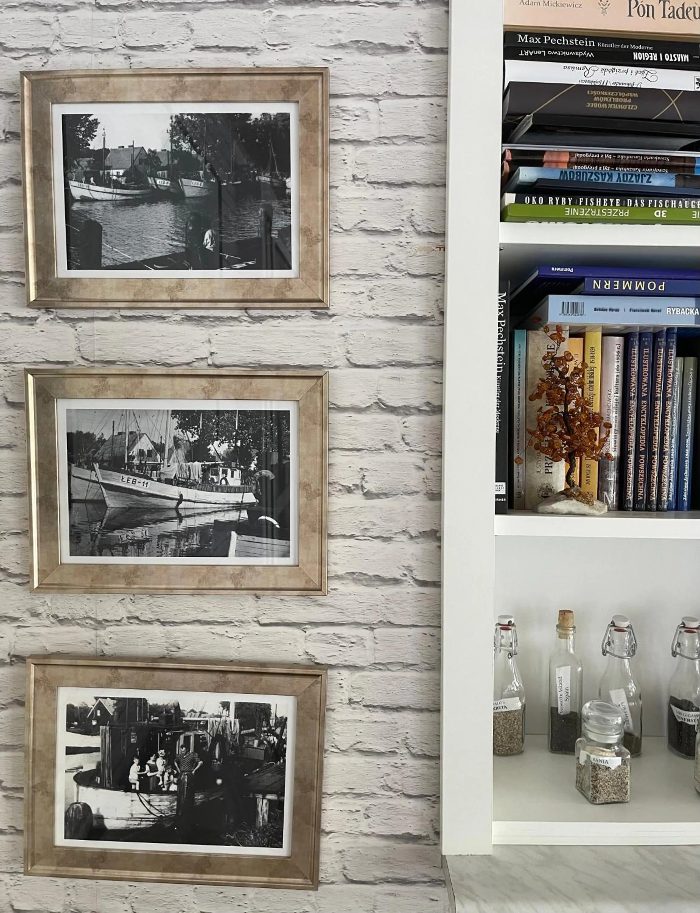 Decorative detail in Damroka