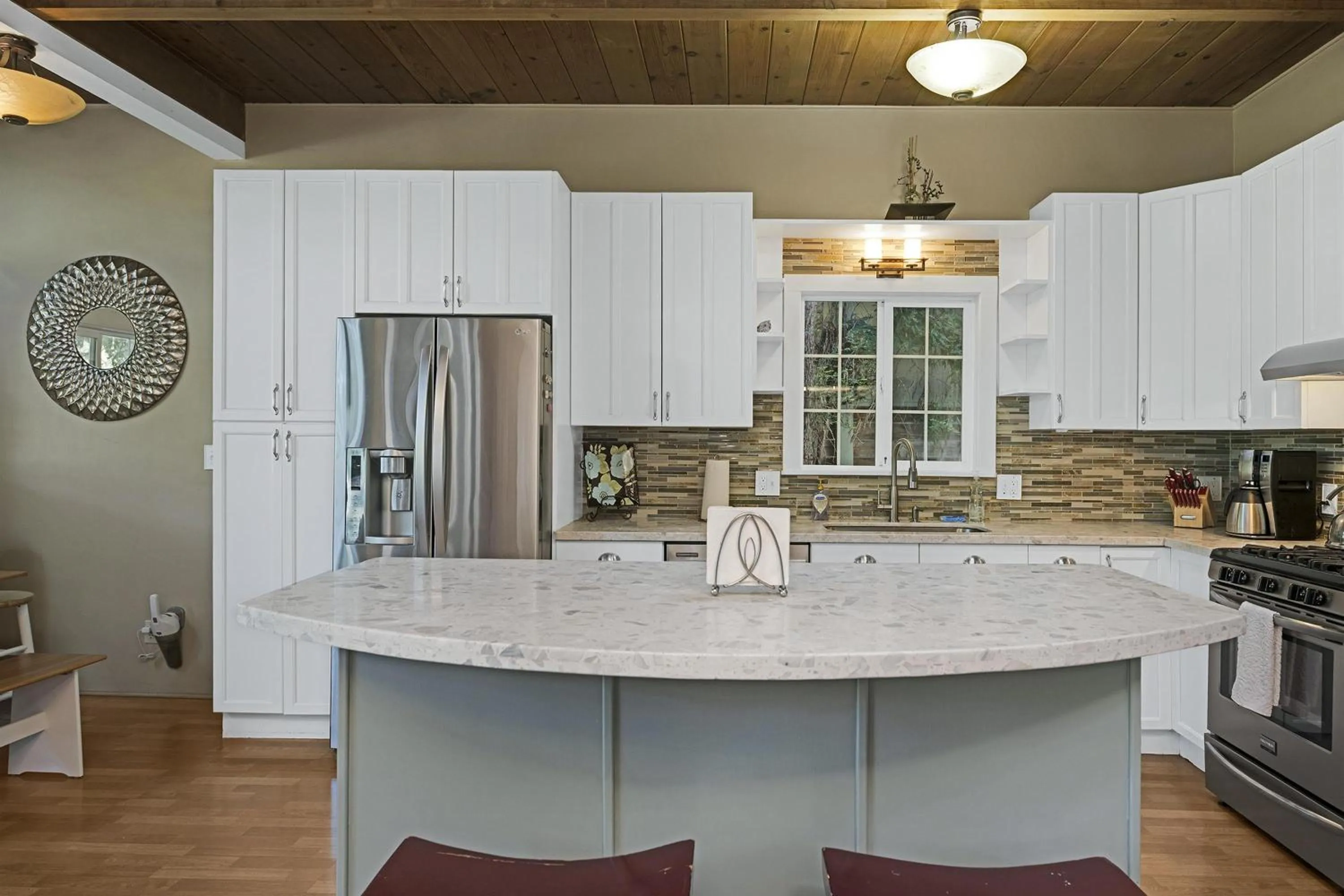 Property building in River View Lodge - Hot Tub And Tastings Included