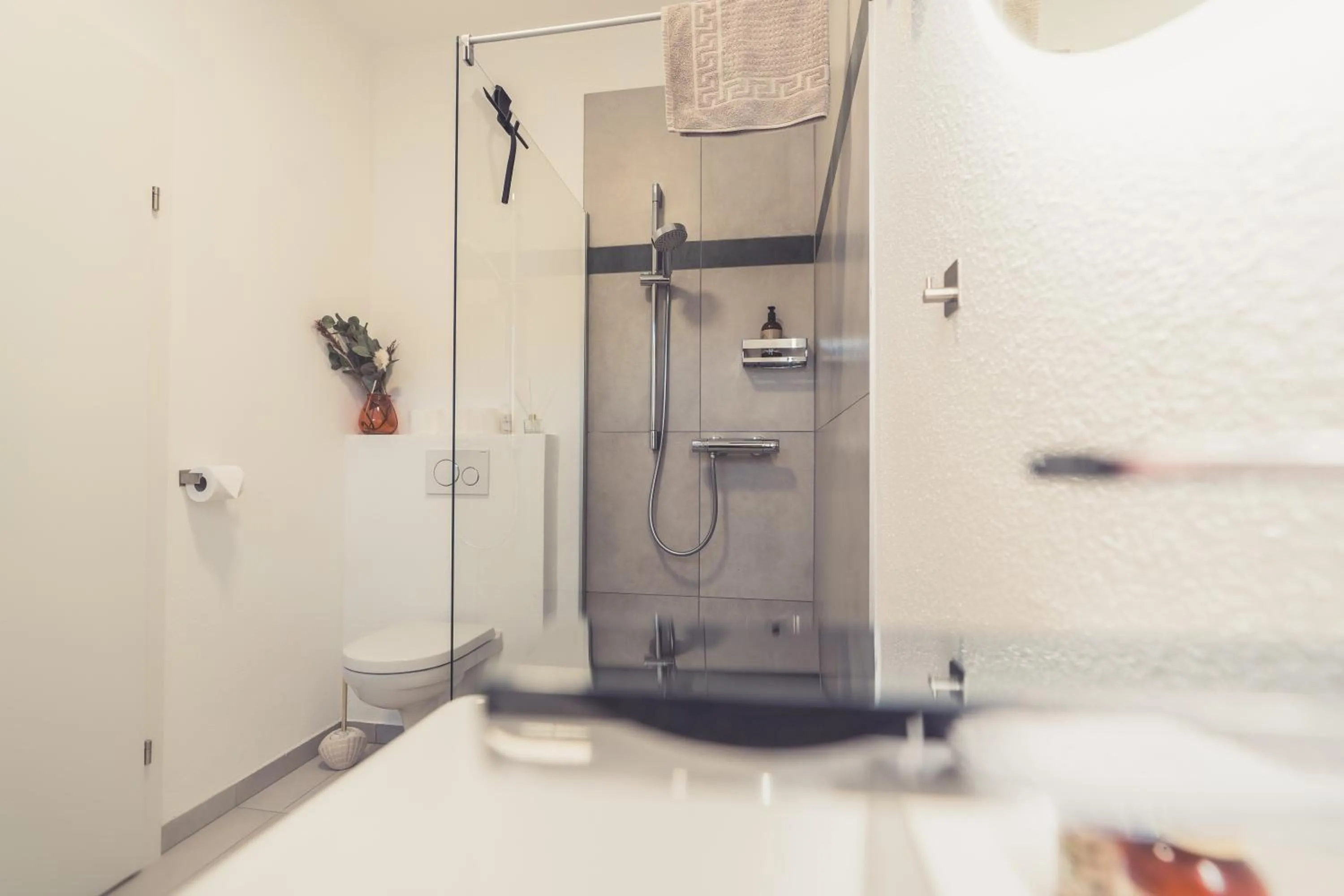 Shower in Anna Pertl - lieblingsquartier