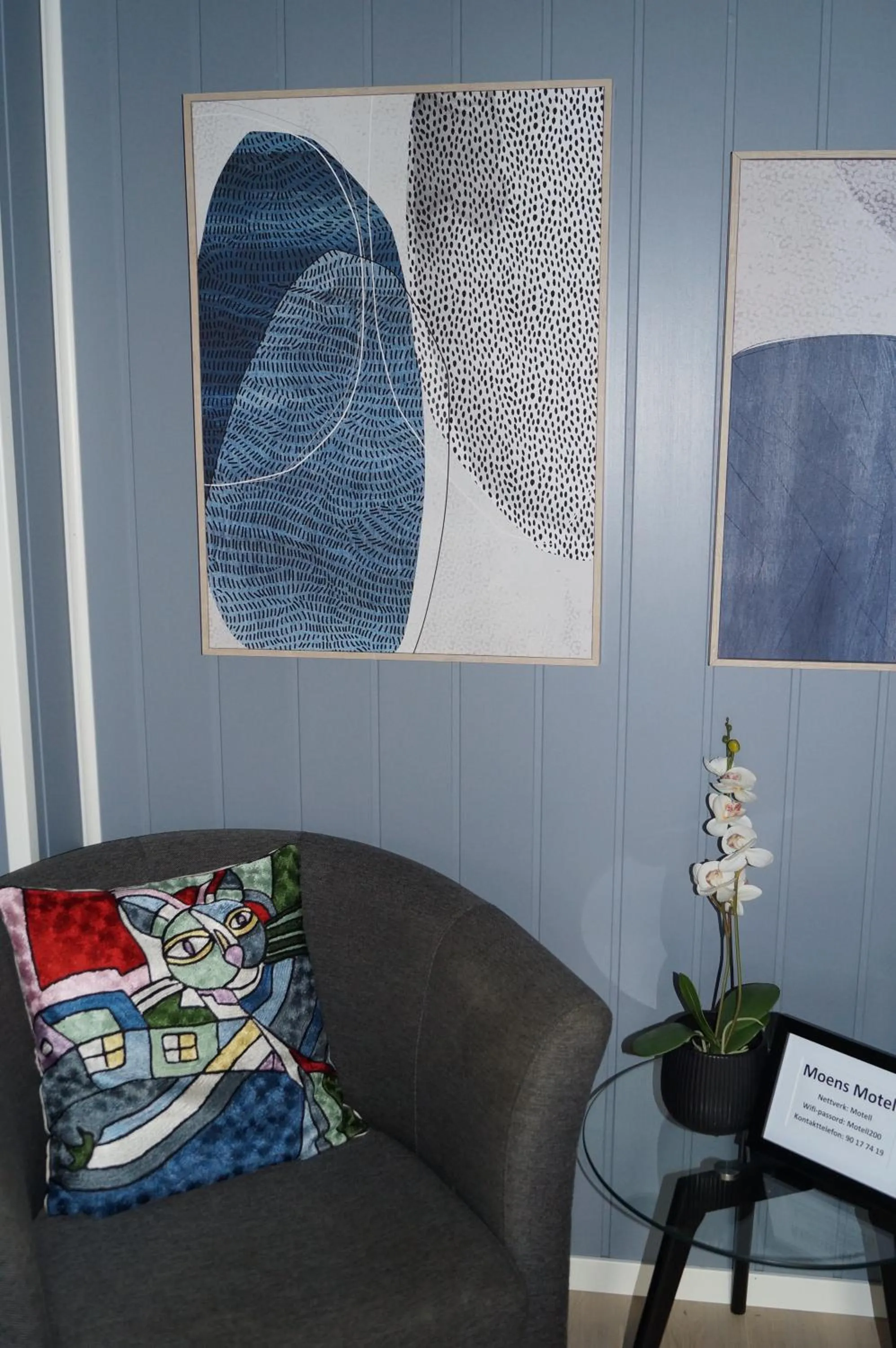 Bedroom in Moens Motell